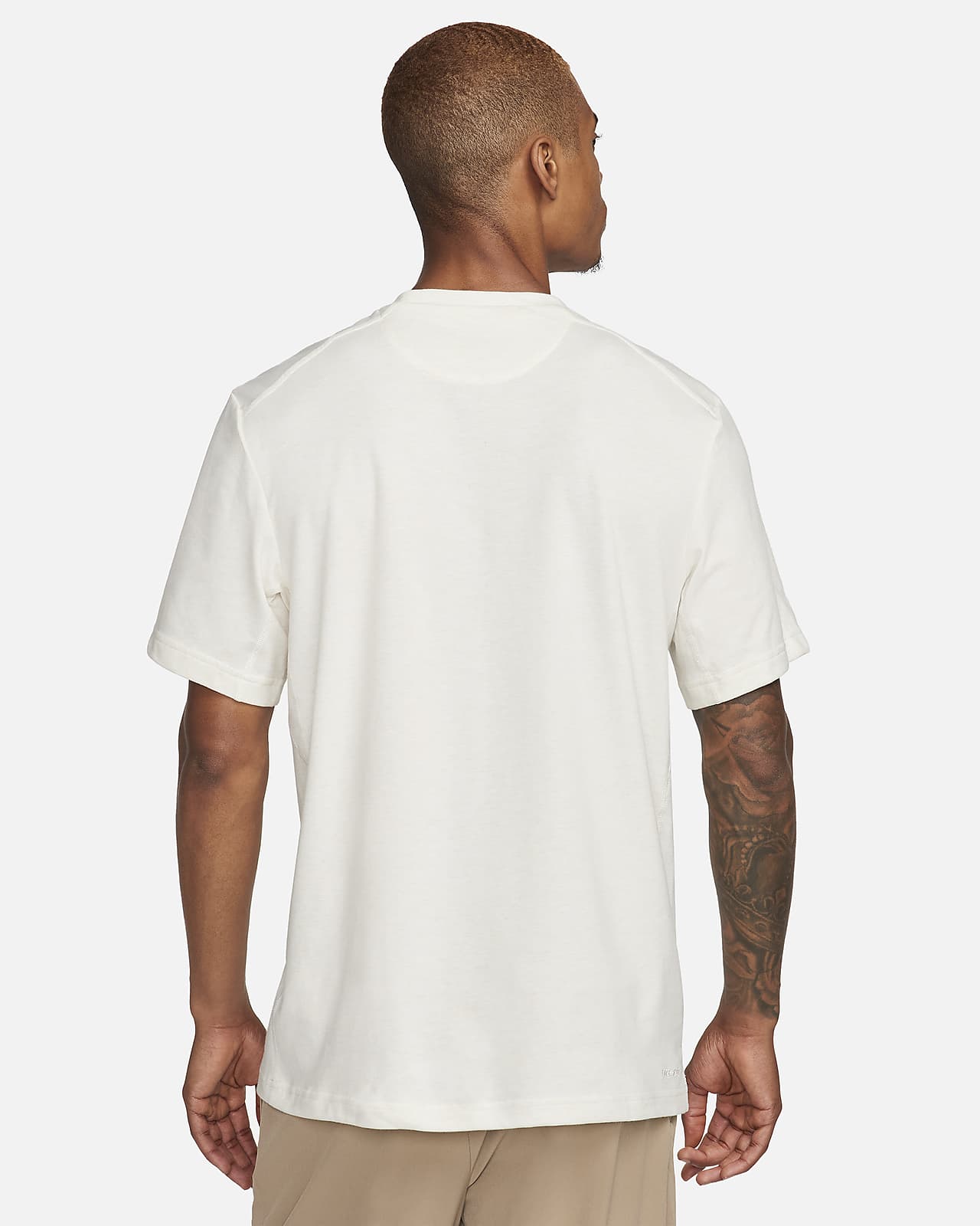 Camisola versátil de manga curta Dri-FIT Nike Primary para homem