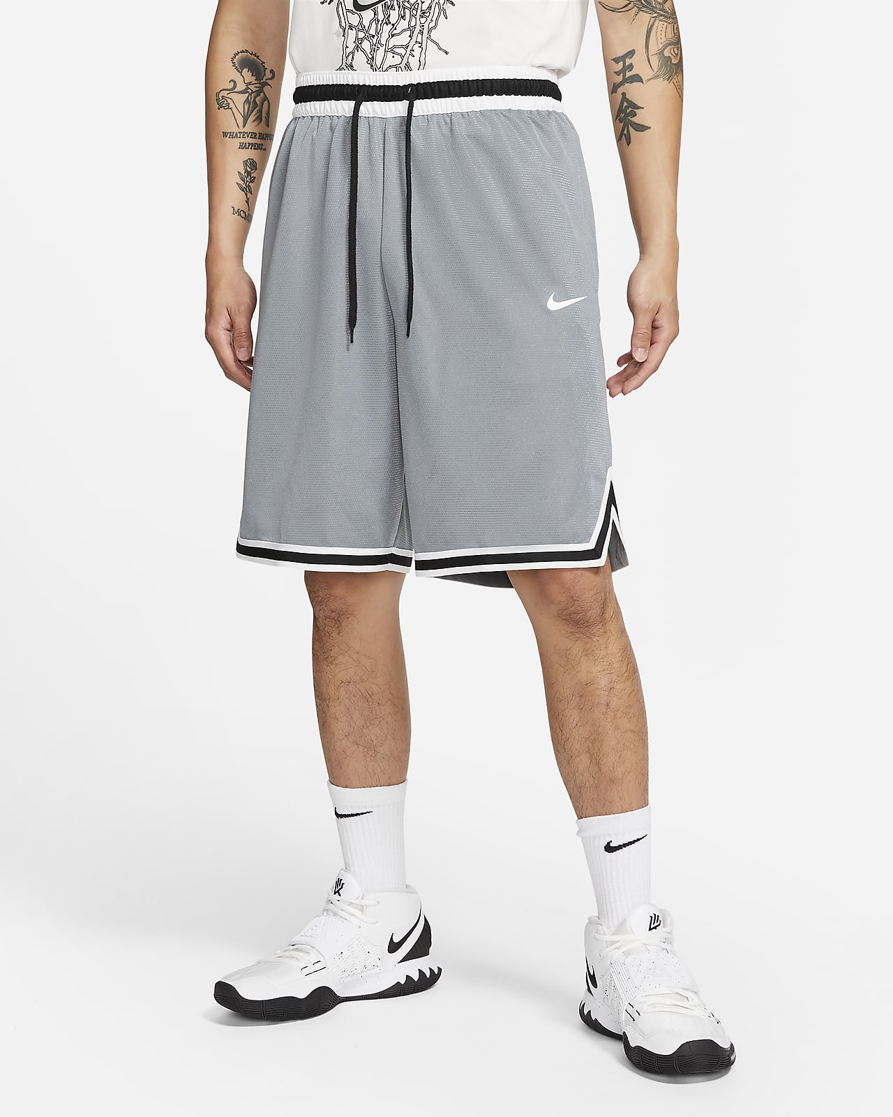 nike shorts with zip pockets mens