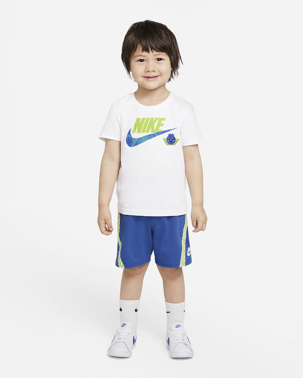 Ensemble tee-shirt et short Nike pour Petit enfant. Nike FR