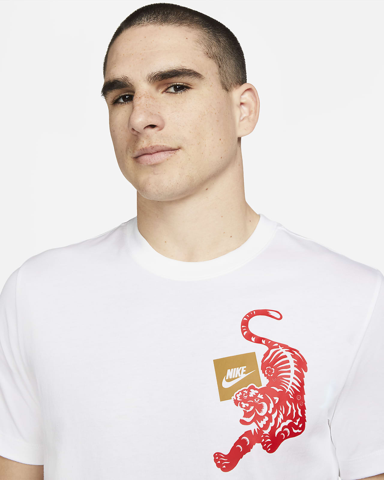 T-shirt Nike Sportswear - Uomo. Nike IT