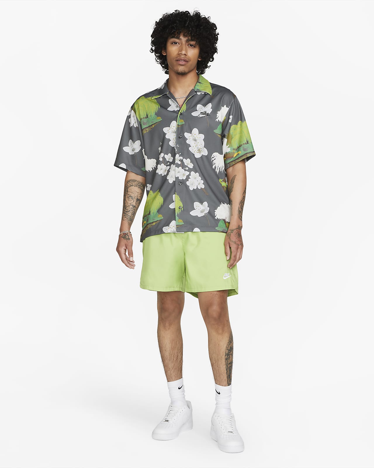 Prenda para la parte superior con flor de cerezo para hombre Nike Sportswear