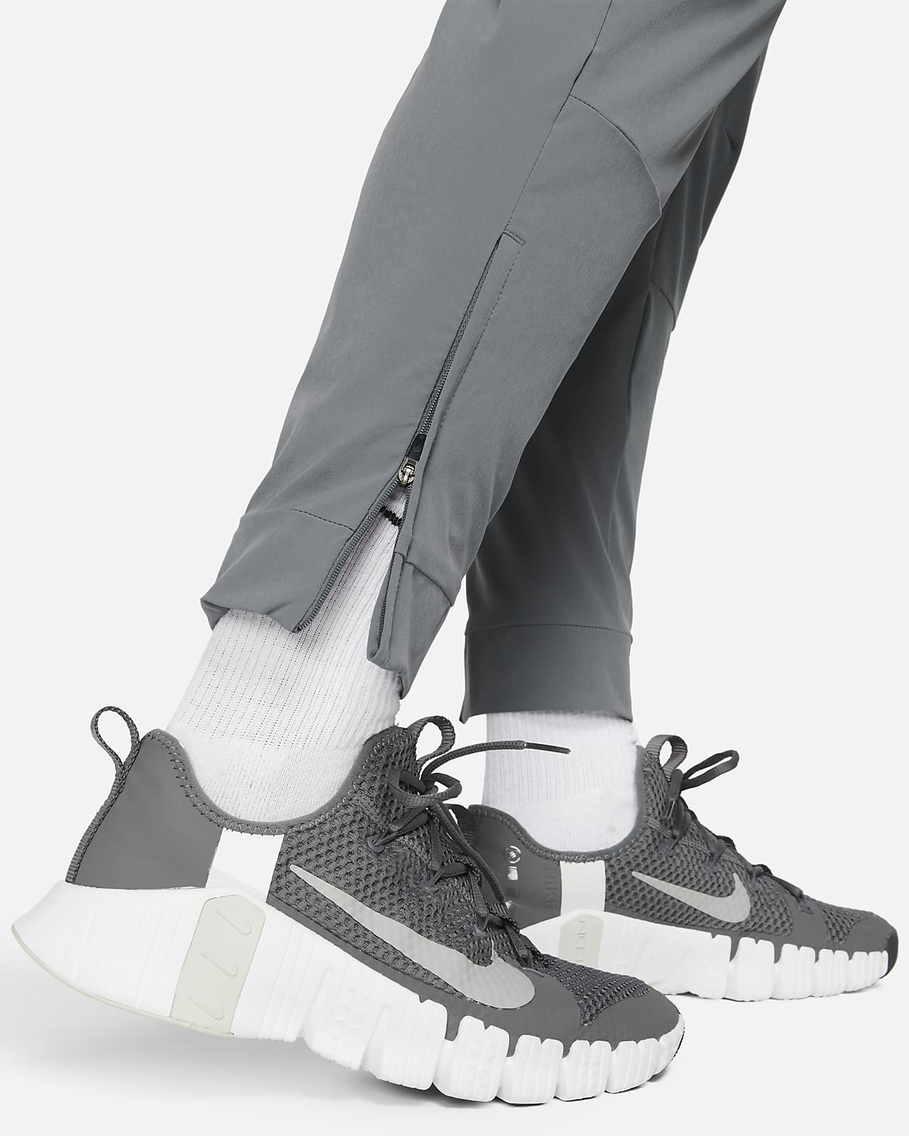 Nike Men's Dri-FIT Tapered Leg Versatile Pants. Nike.com