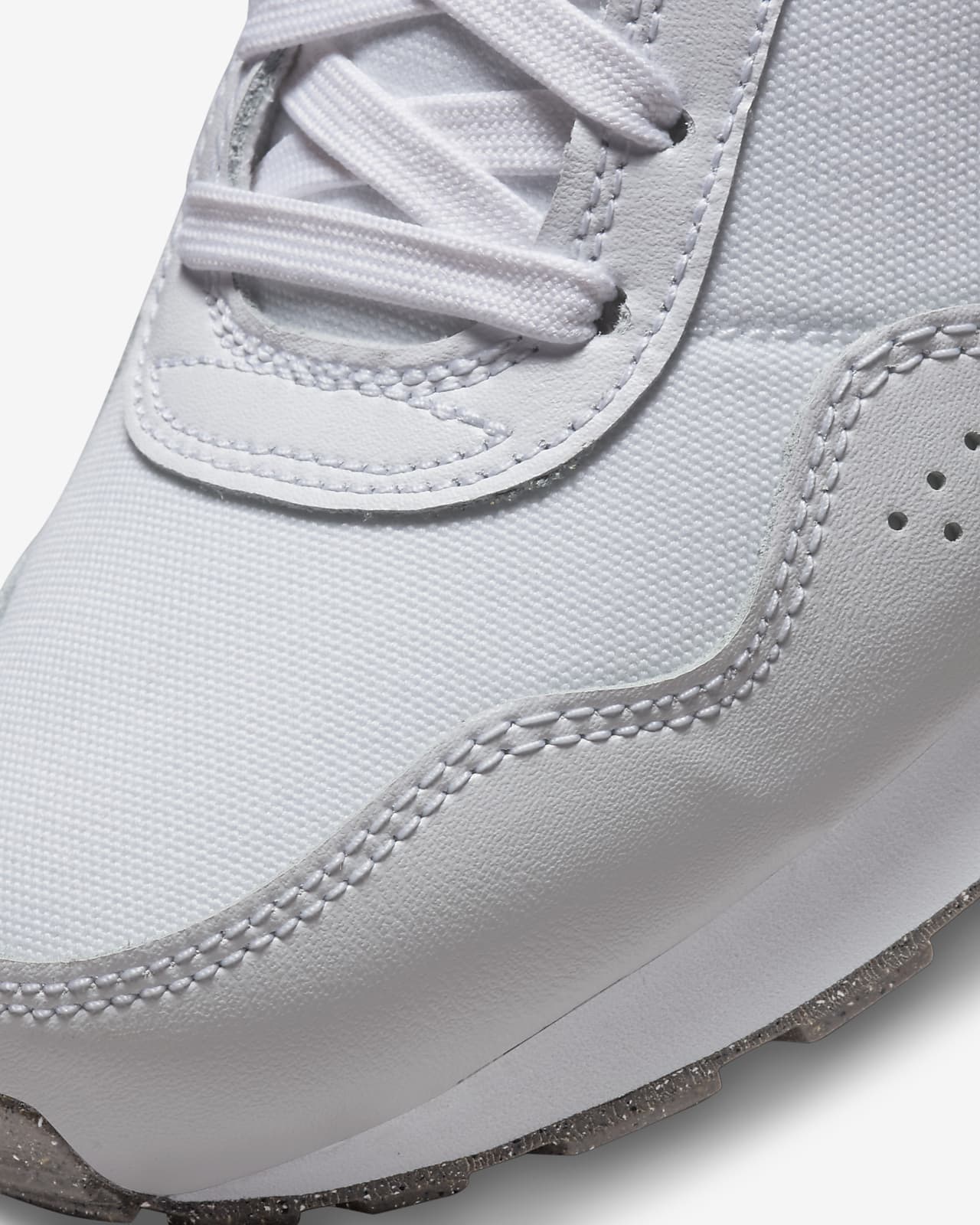 nike sportswear md valiant unisex