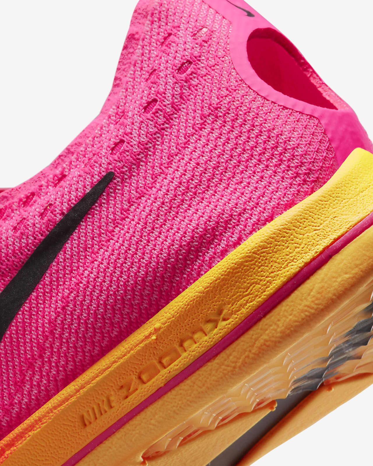 Nike best sale spikes pink