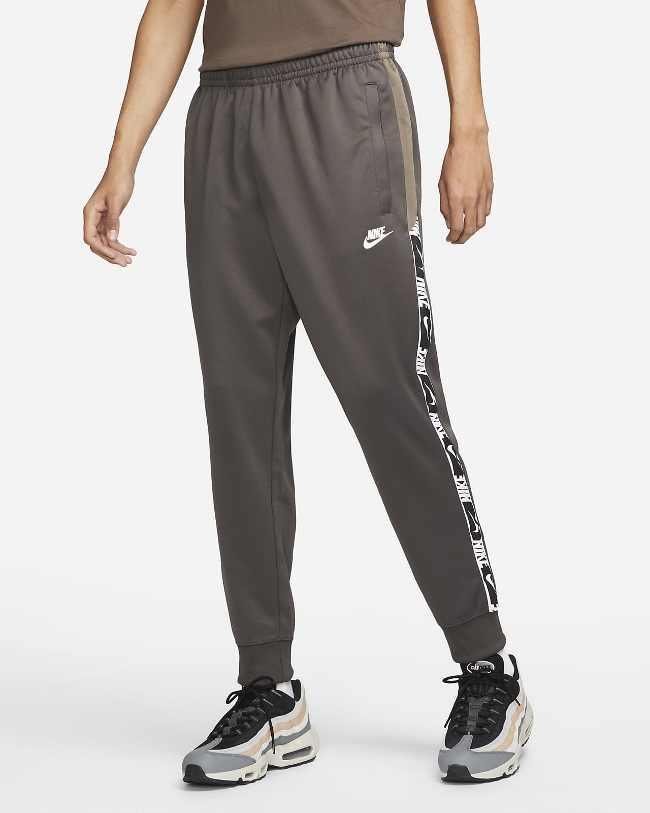 nike striped sweatpants