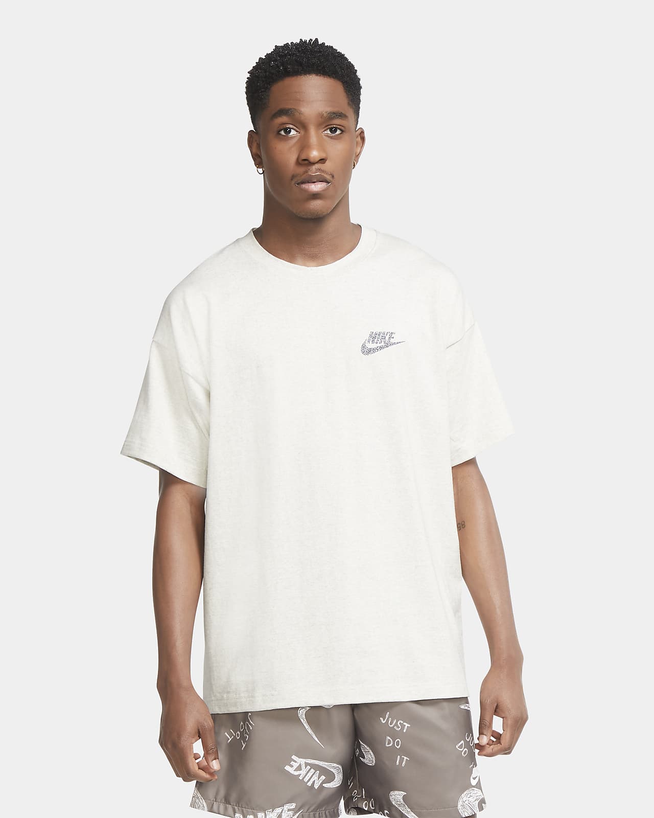 nike sportswear top