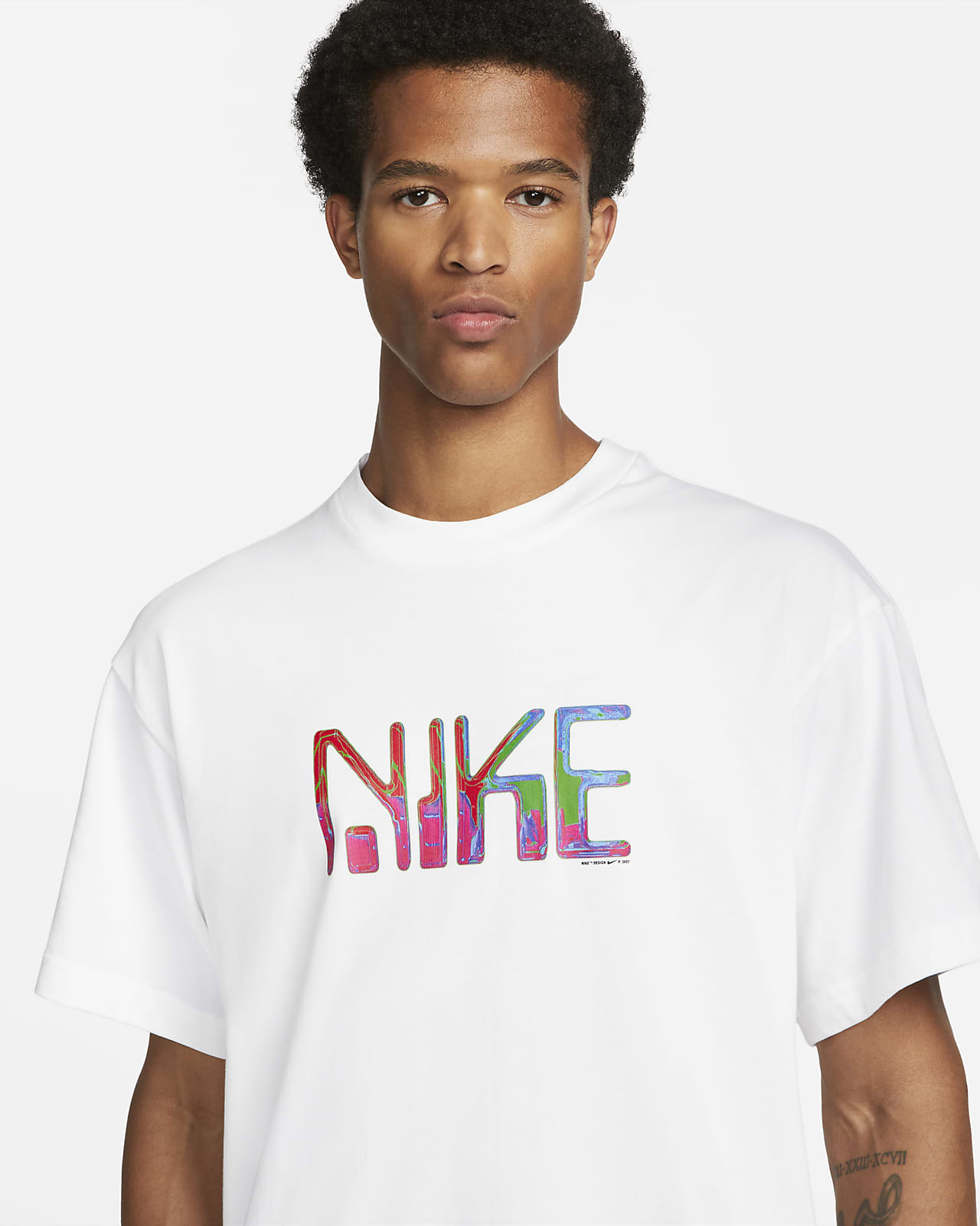 Nike T-Shirt. Nike BG