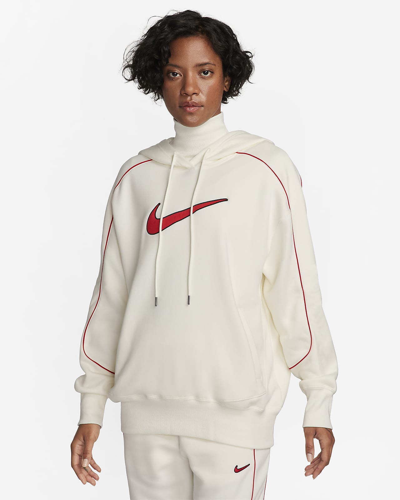 Nike Sportswear Sudadera con capucha de tejido Fleece y ajuste