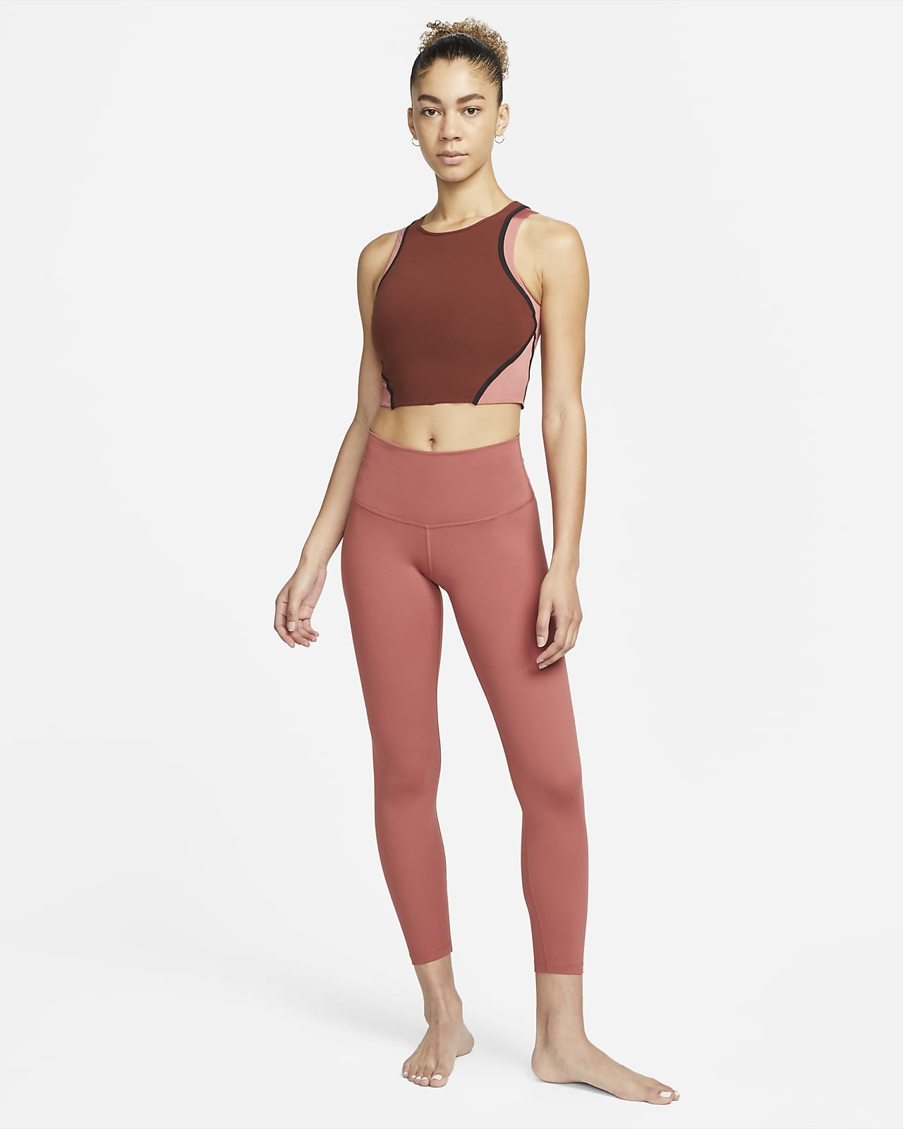 Nike Yoga Dri-FIT Luxe Women's Cropped Tank. Nike NO