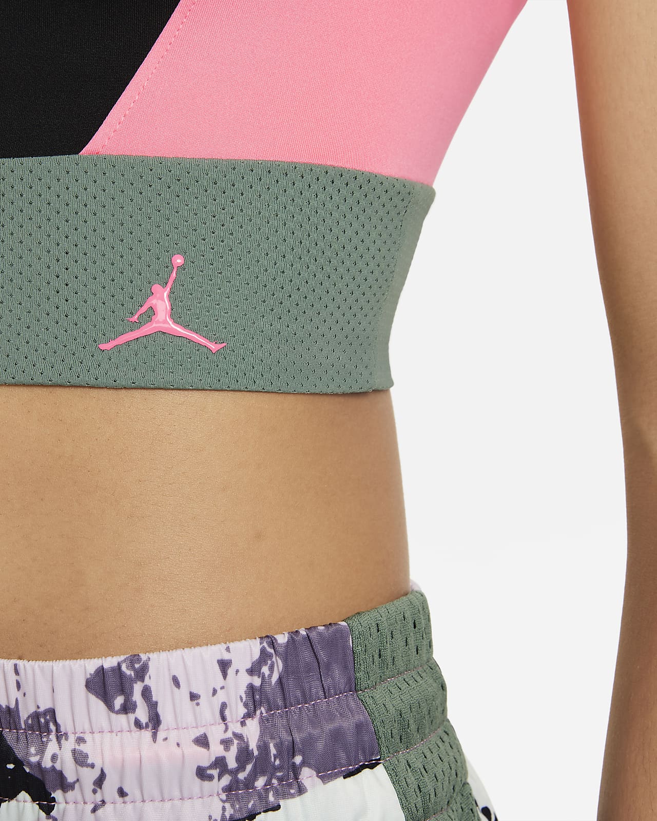 Top corto para mujer Jordan Heatwave. Nike CL