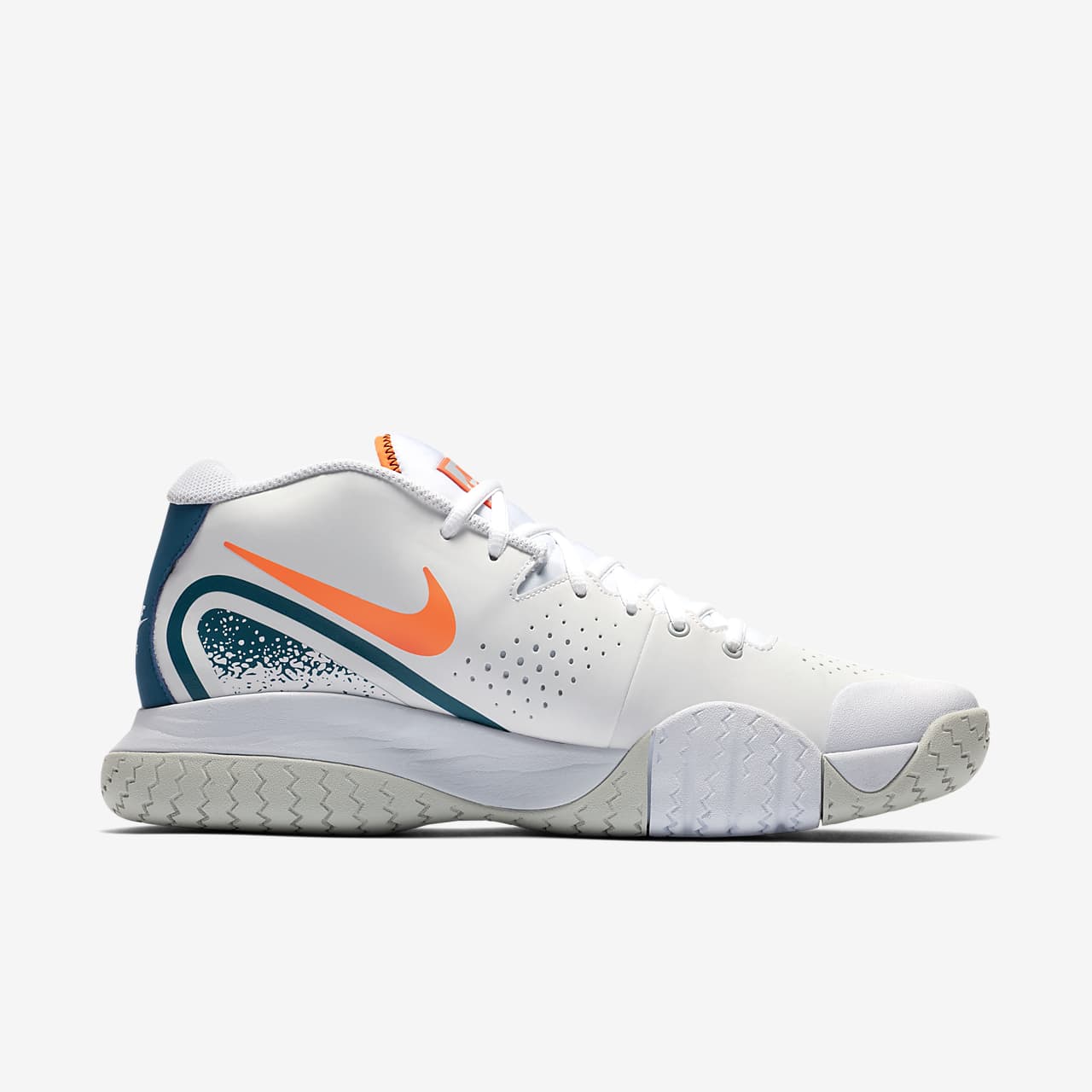 nike court tech challenge 20 review