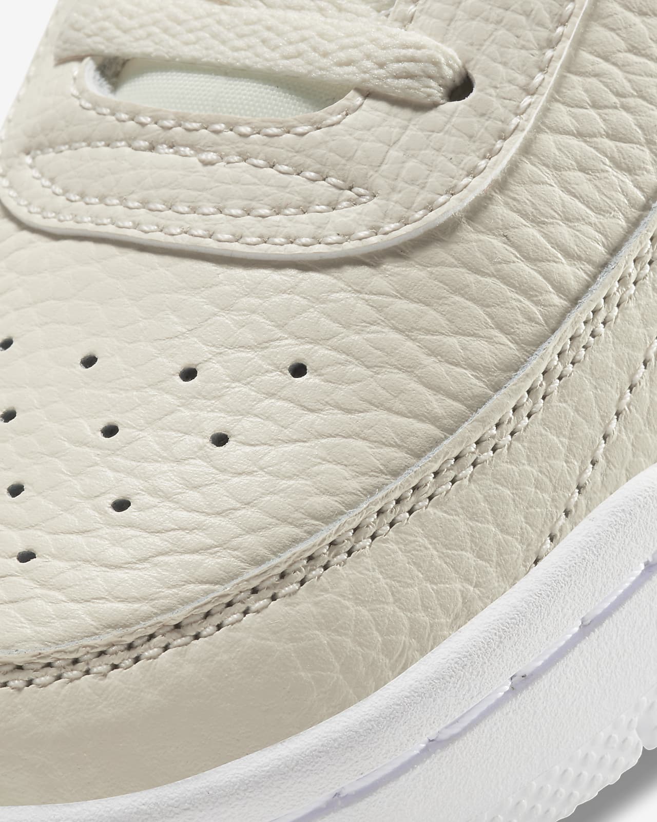 nike court vintage trainers in cream