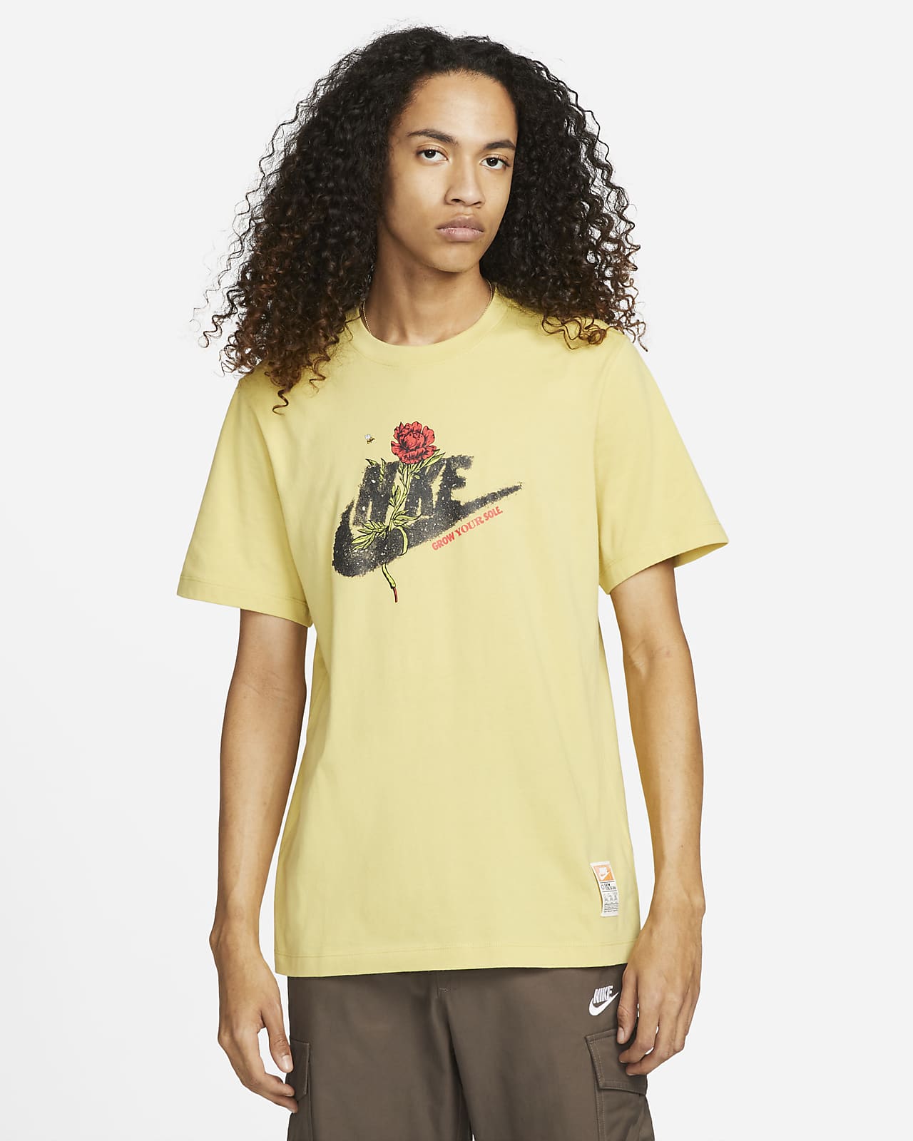 nike t shirt women's yellow