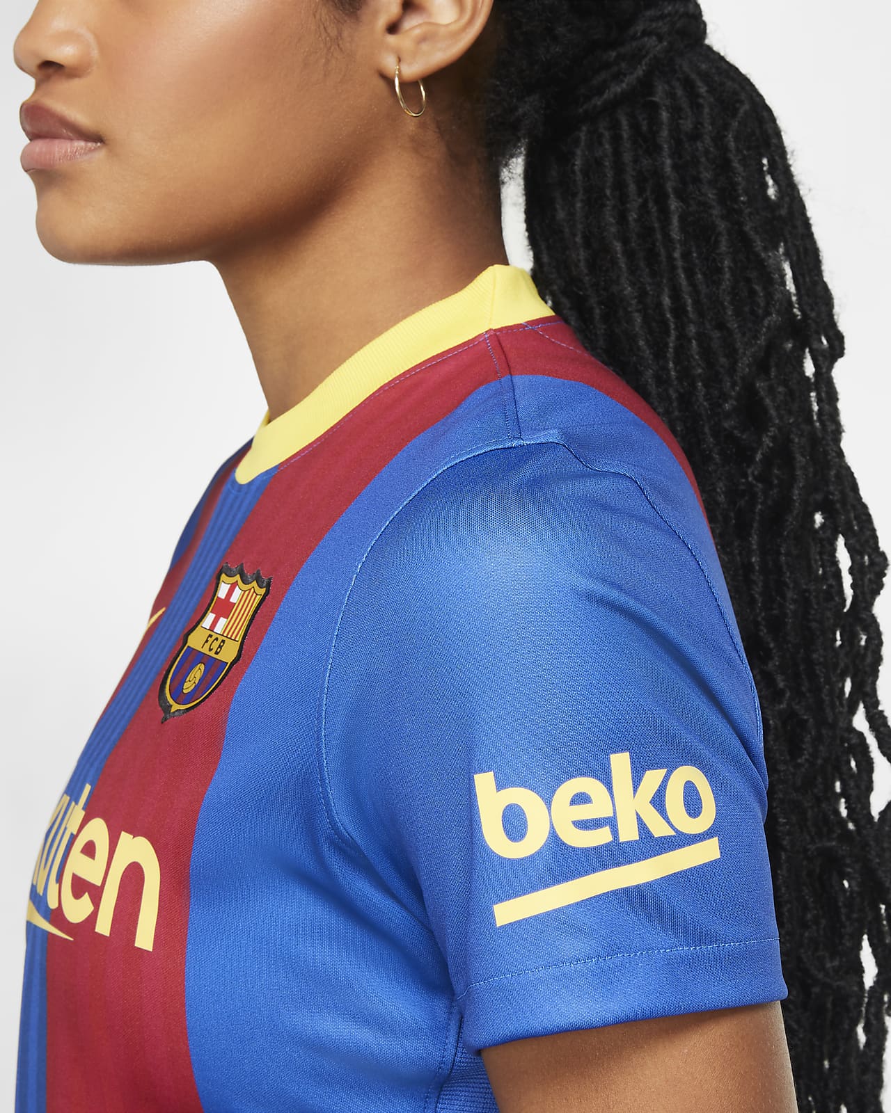 F.C. Barcelona 2020/21 Stadium Women's Football Shirt. Nike LU