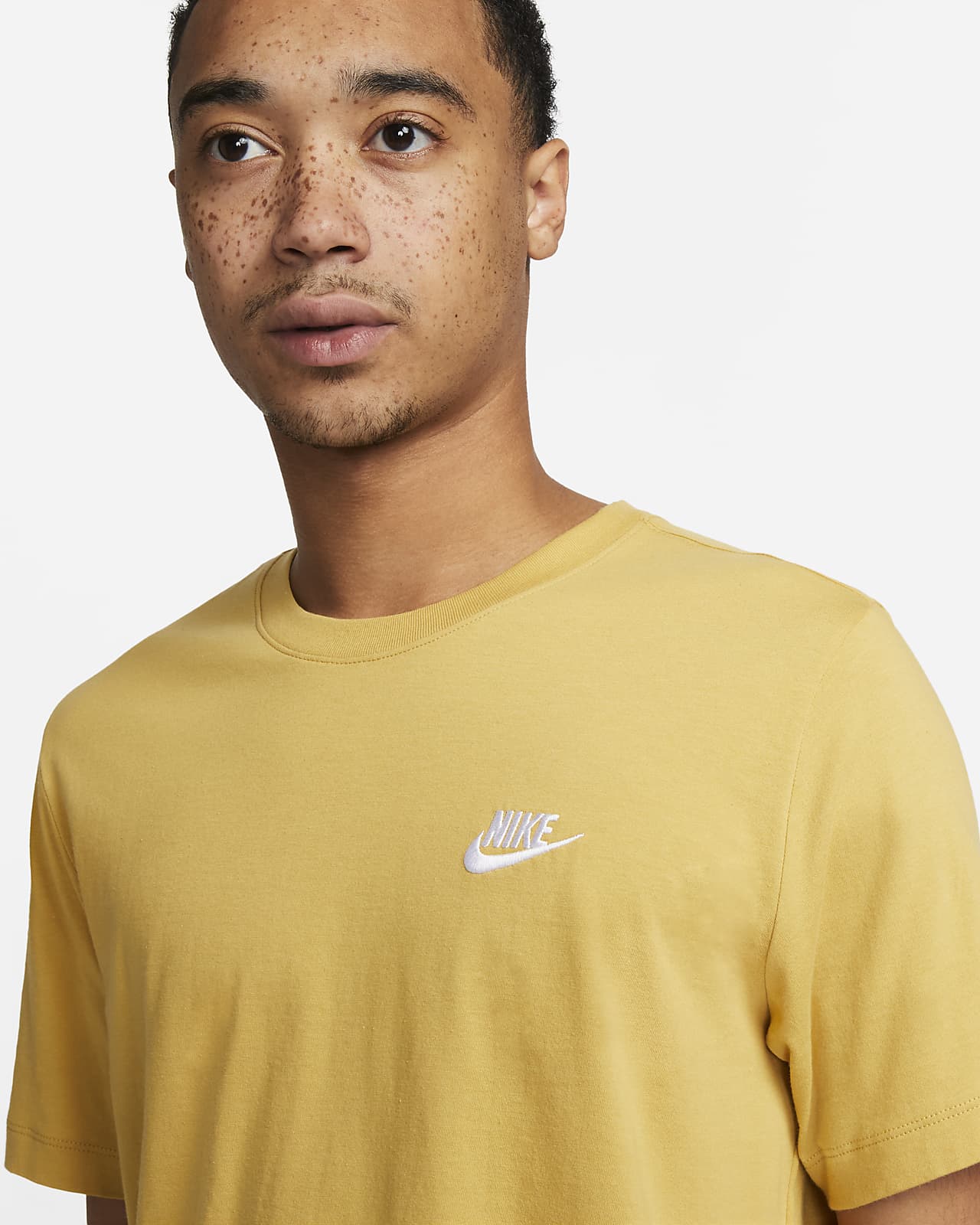 Nike Sportswear Club Men's T-Shirt 