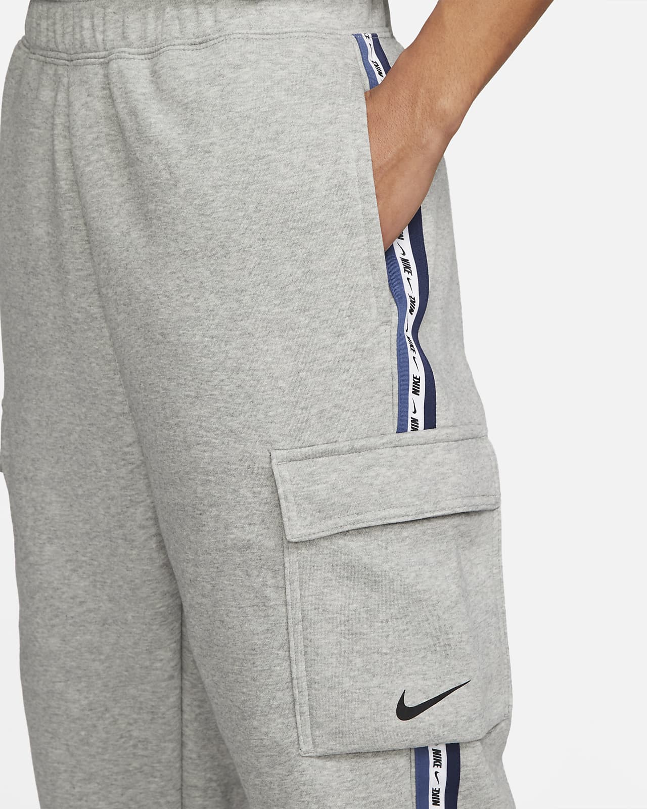 Nike Sportswear Pantalón con bolsillos de tejido Fleece - Hombre. Nike ES