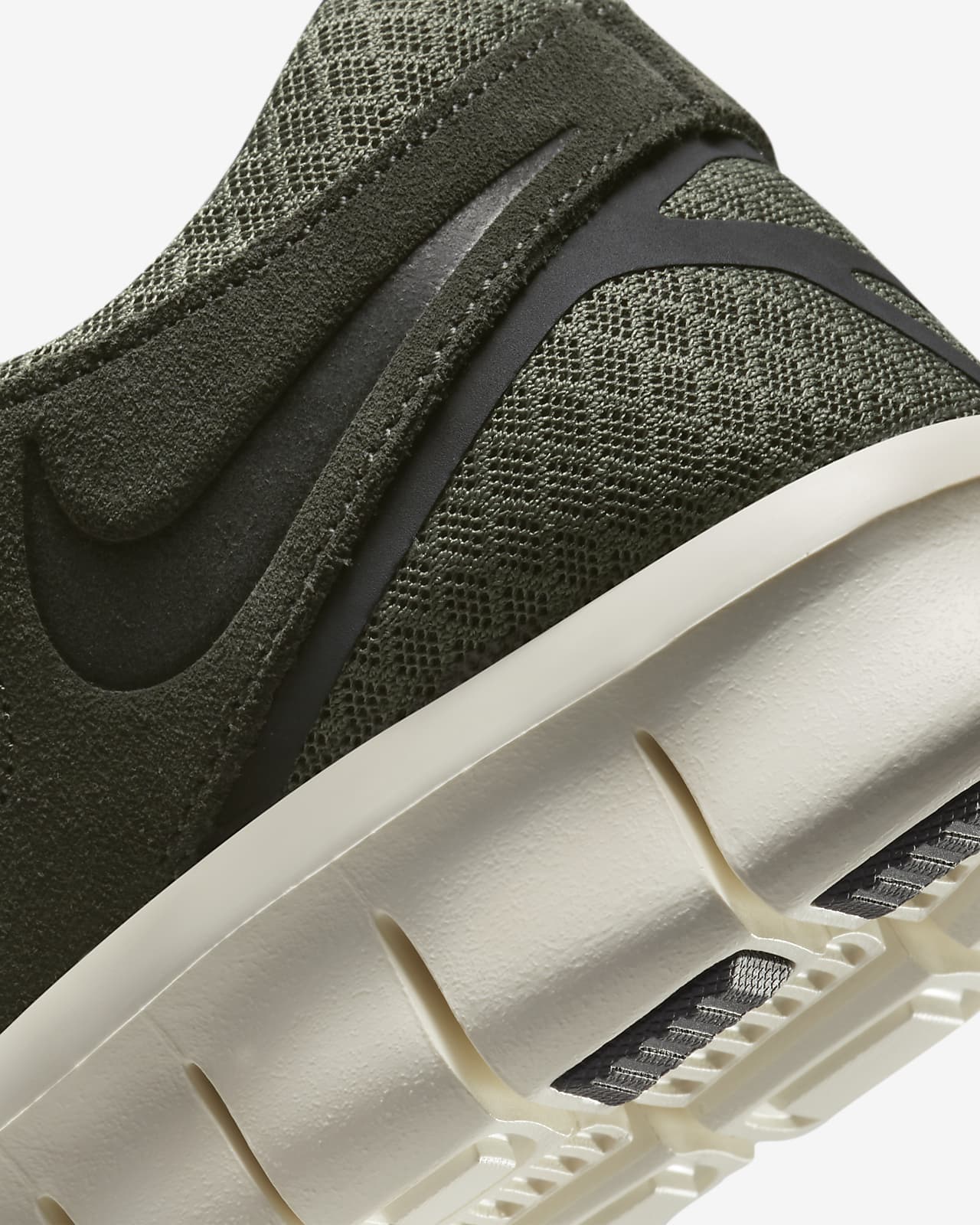 nike free run 2 trainers