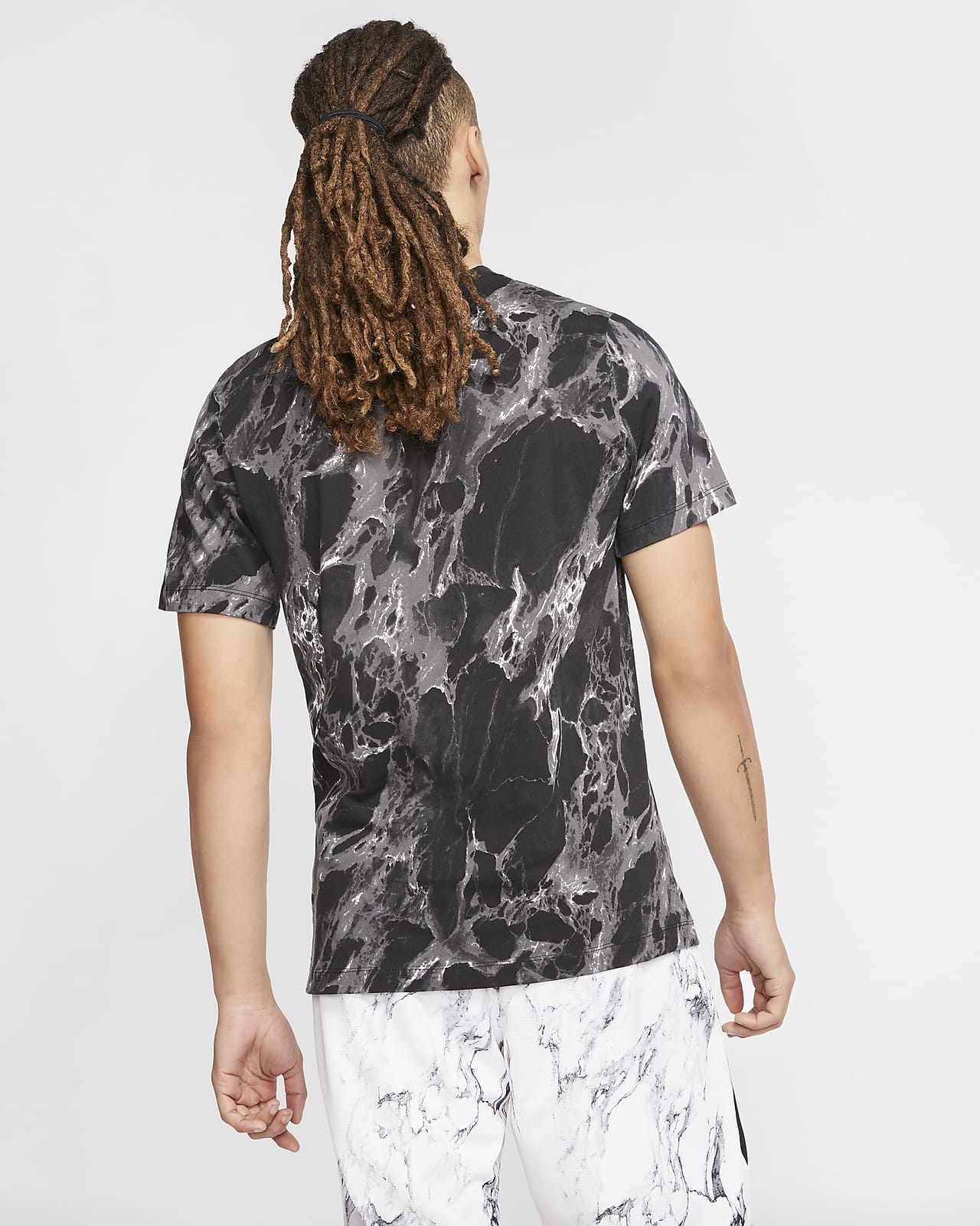 Nike Swoosh basket T skjorte til herre. Nike NO Nike Swoosh basket T skjorte til herre. Nike NO
