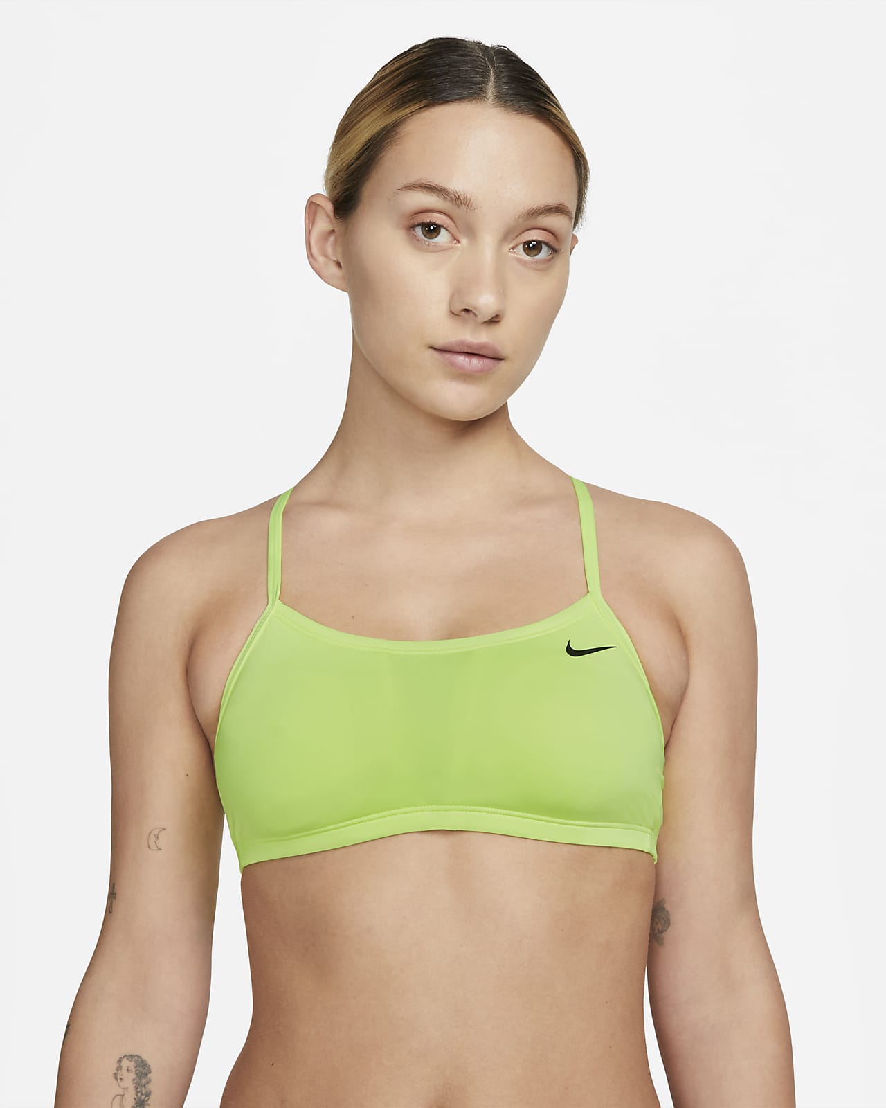 Top bikini con taglio all americana Nike Essential. Nike IT