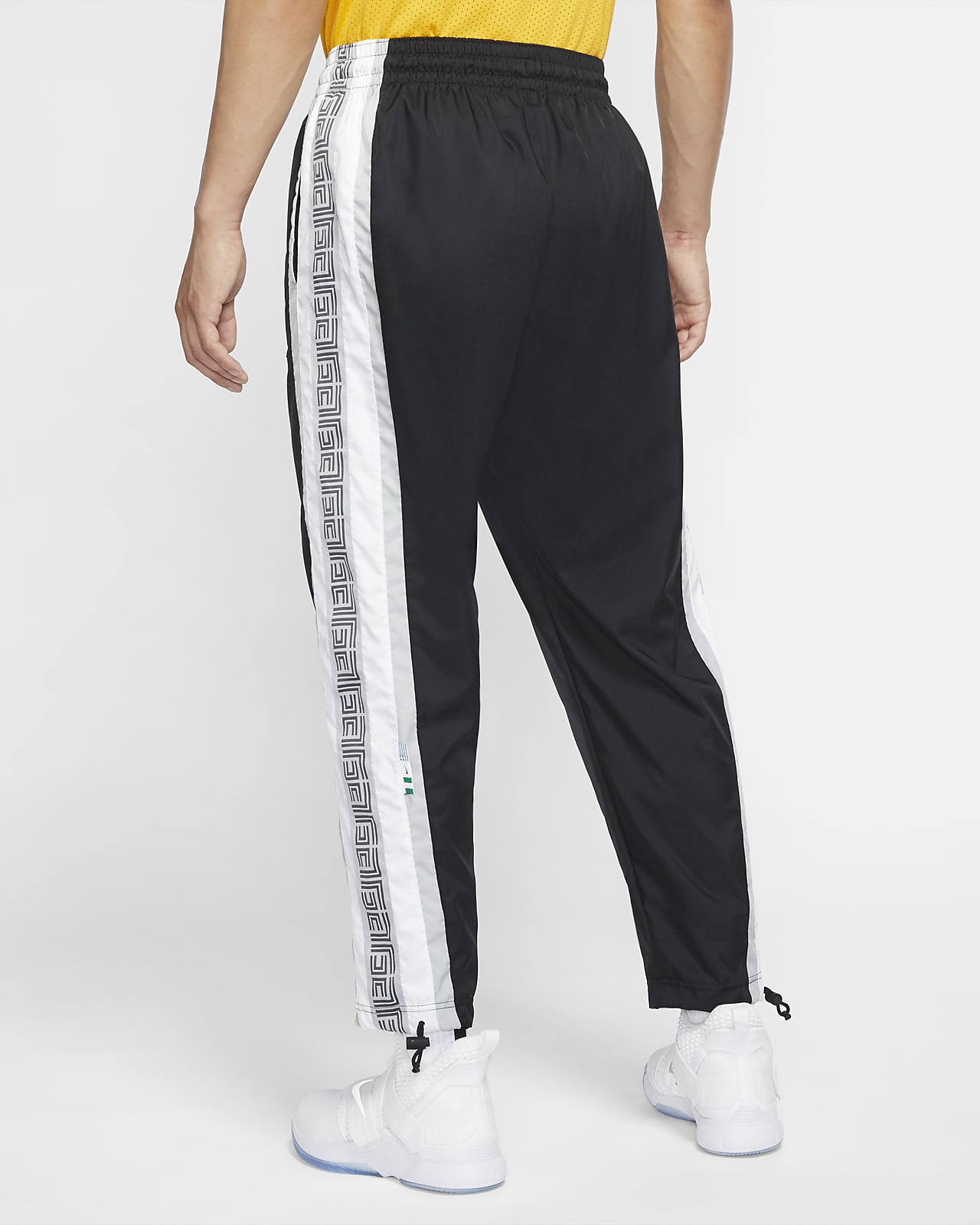 nike baggy tracksuit bottoms