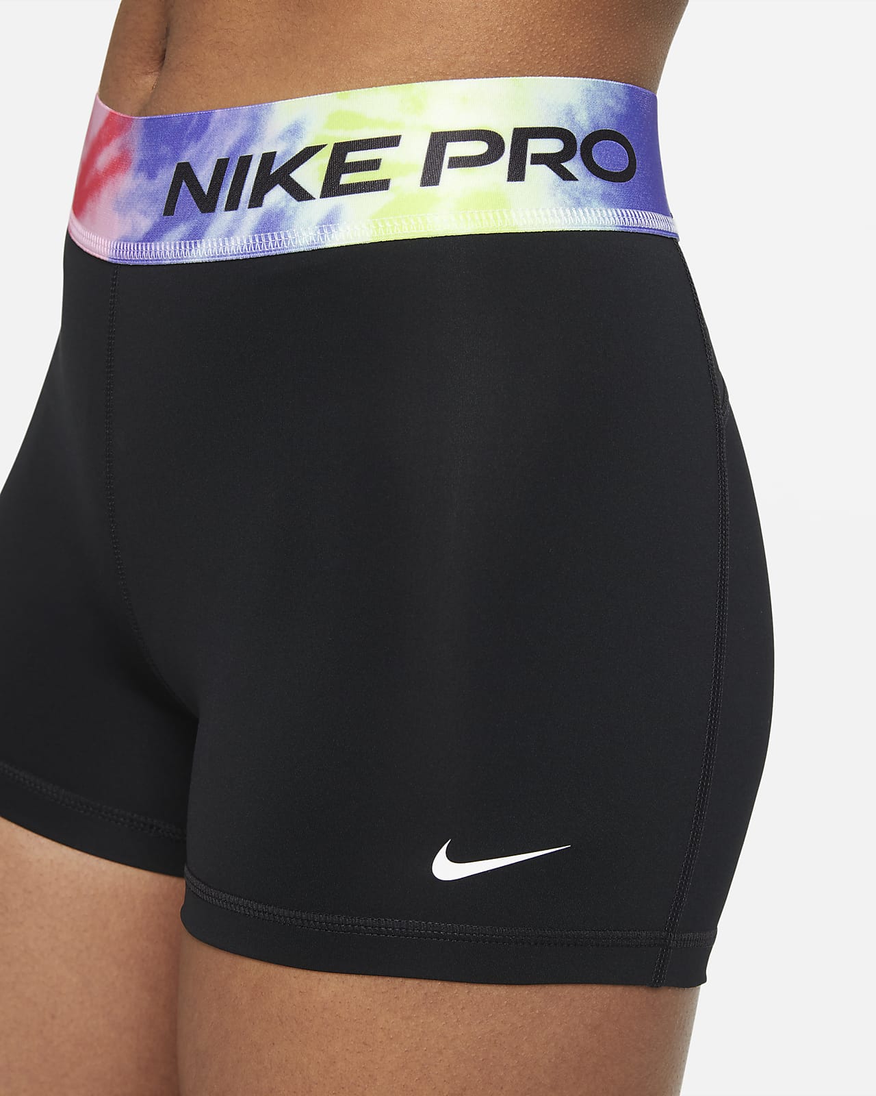 nike pro shorts size medium