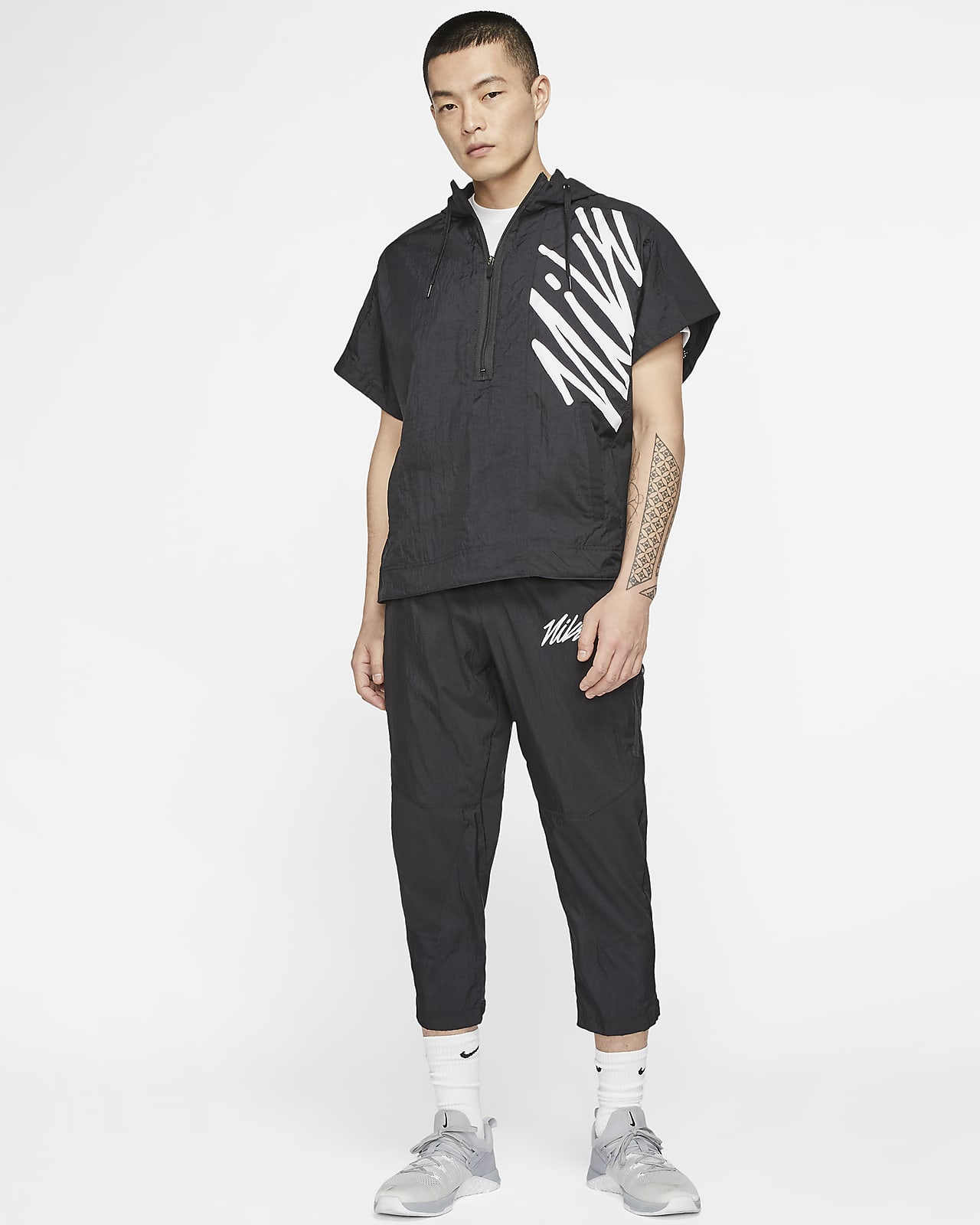 nike short sleeve training hoodie