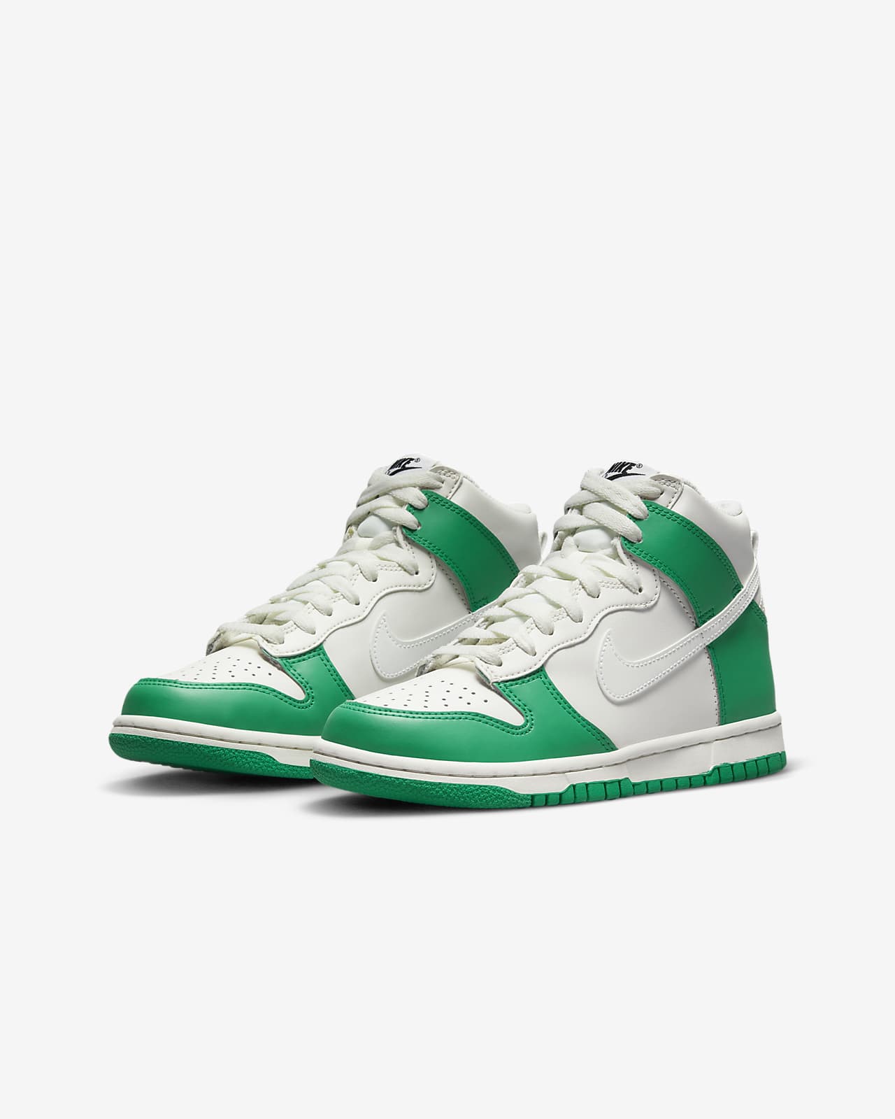 Nike Dunk High Older Kids' Shoes. Nike LU