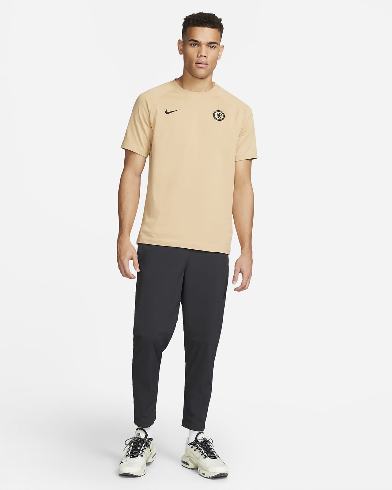 Chelsea F.C. Travel Men's Short-Sleeve Football Top. Nike SA