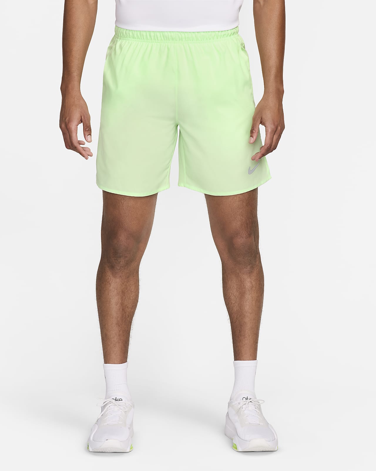 Shorts de running sin forro Dri-FIT de 18 cm para hombre Nike Challenger