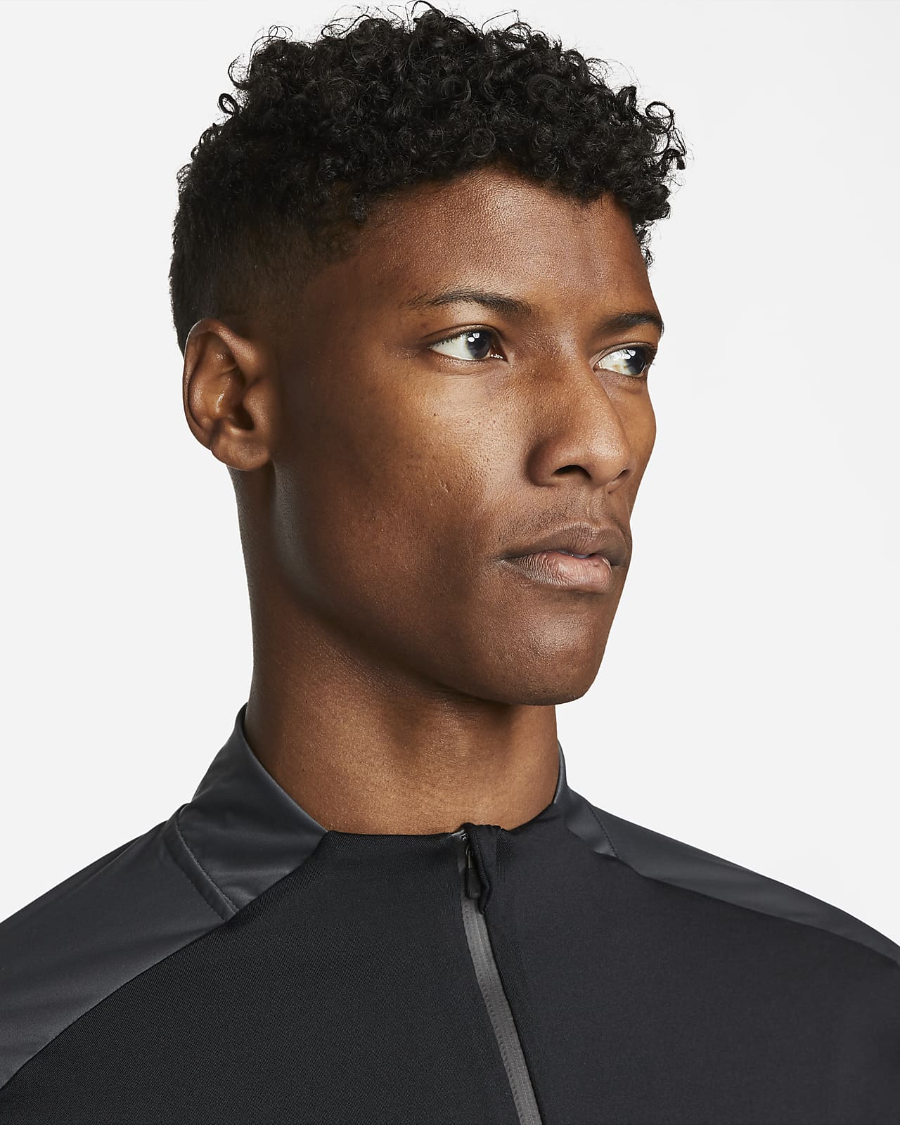 Nike Dri-FIT Trail Camiseta de trail running con media cremallera - Hombre.  Nike ES