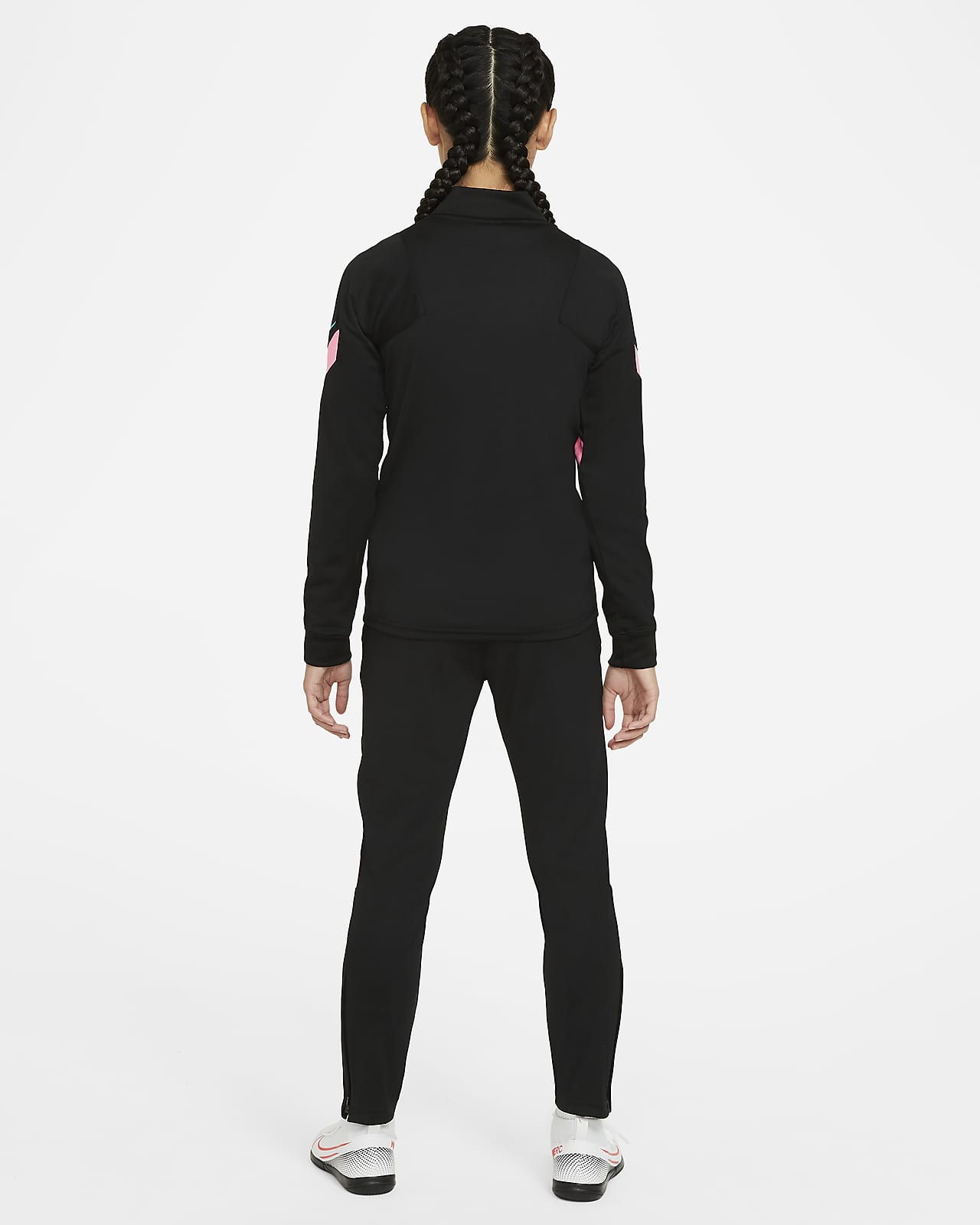 F.C. Barcelona Strike Older Kids 