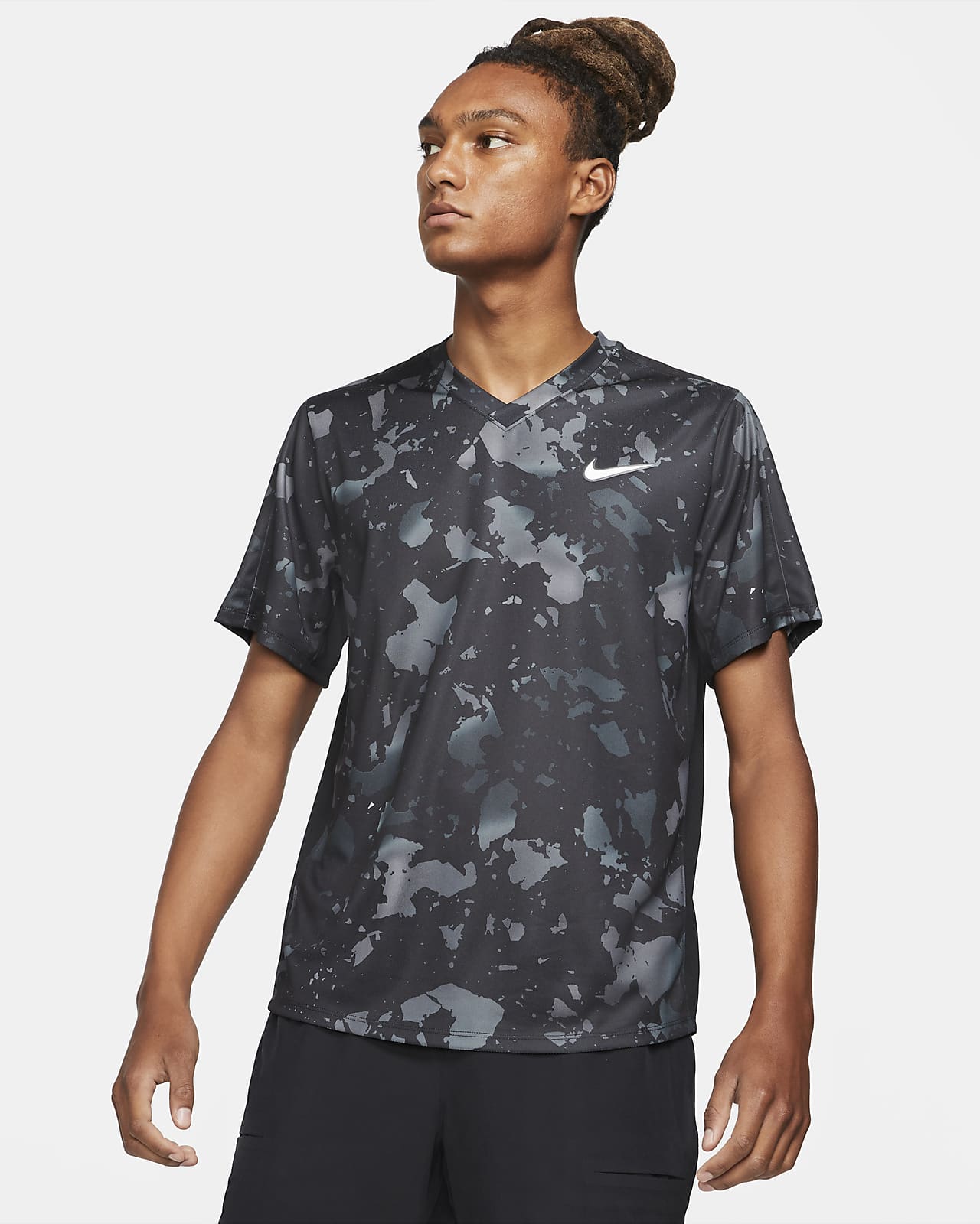 NikeCourt Dri-FIT Victory Men's Printed Tennis Top. Nike MA