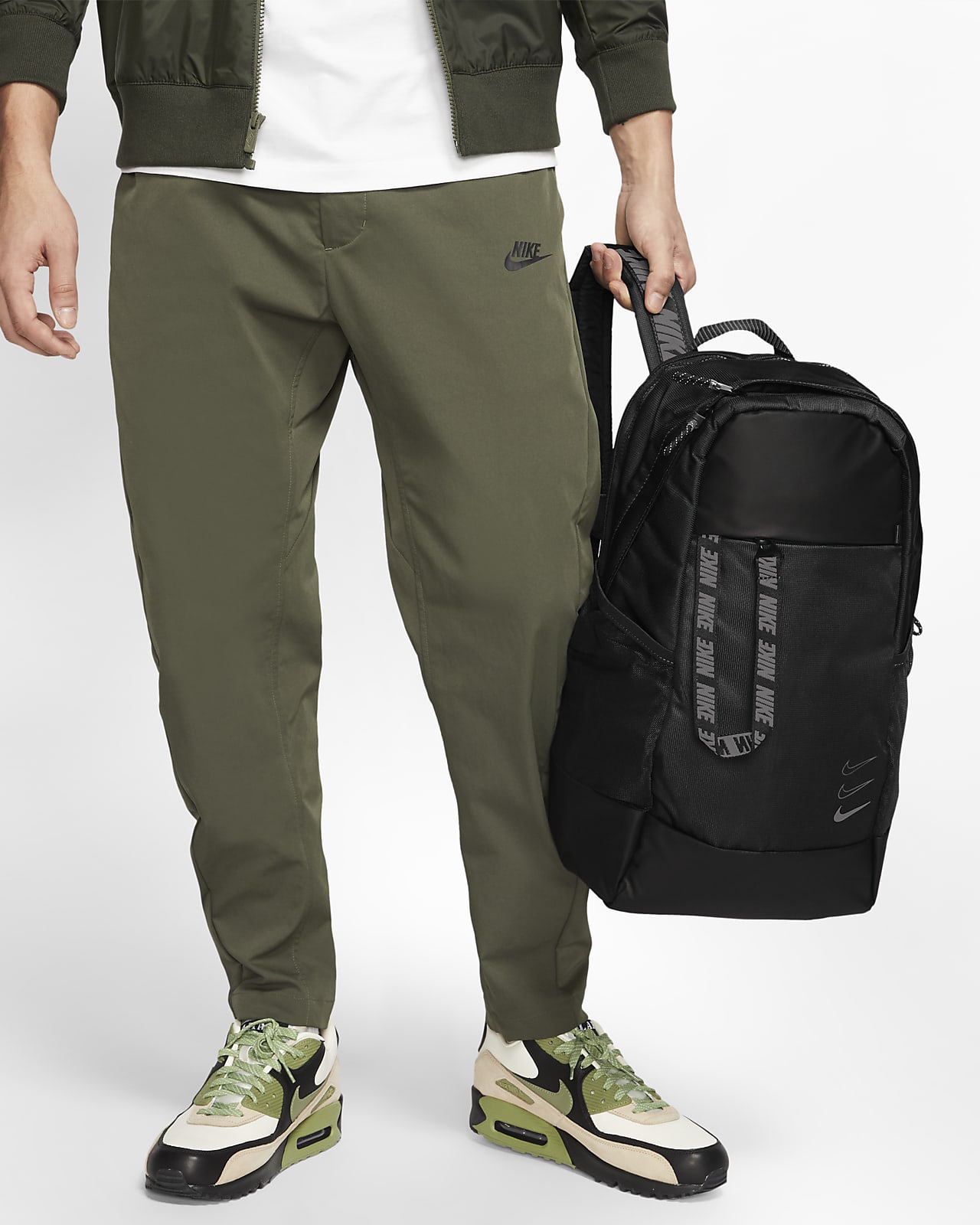 Nike Sportswear Essentials Backpack 