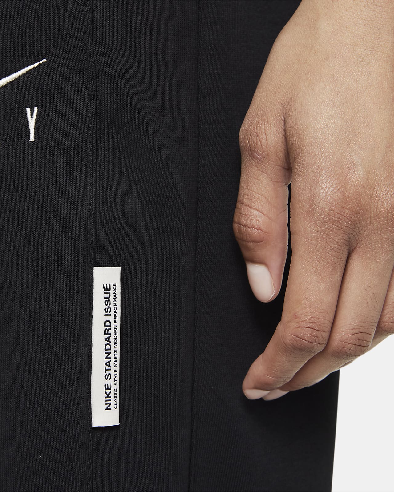 Nike Men's Standard Issue Pants, Large, Black