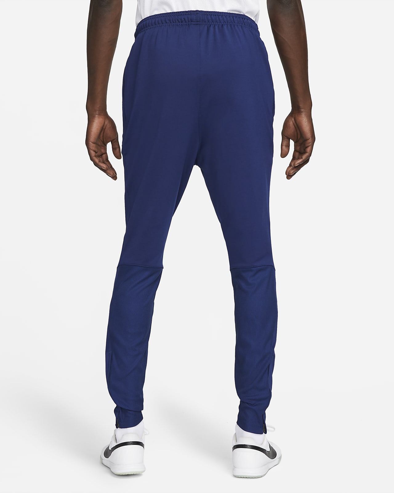 Nike Therma-Fit Strike Winter Warrior Pantalón de fútbol - Hombre. Nike ES