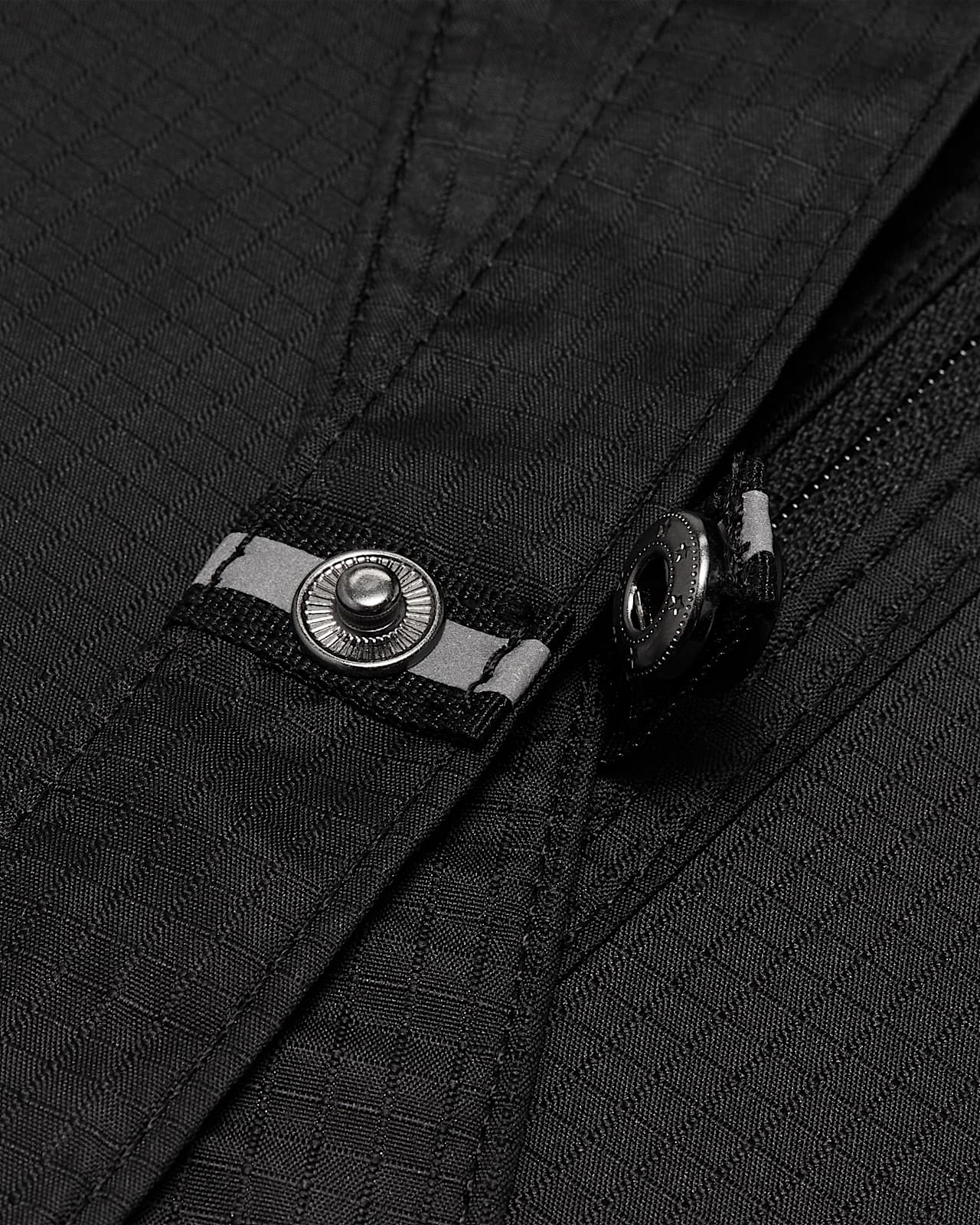 Nike Stash Duffel (21L). Nike SI