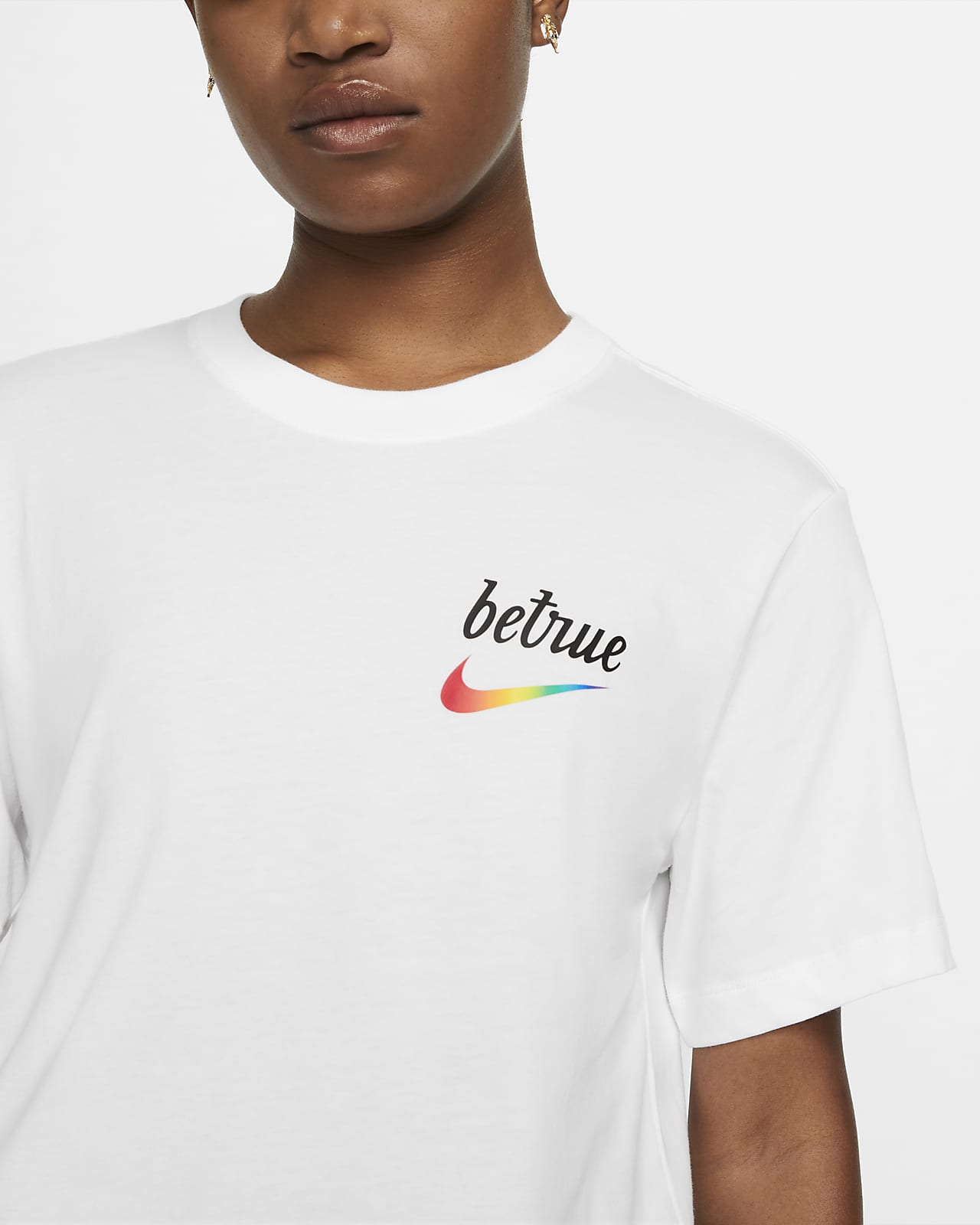 Nike公式 ナイキ スポーツウェア Be True メンズ Tシャツ オンラインストア 通販サイト
