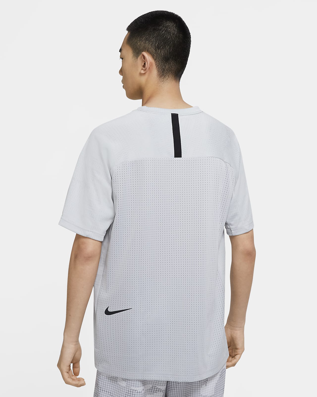 nike tech t shirt mens