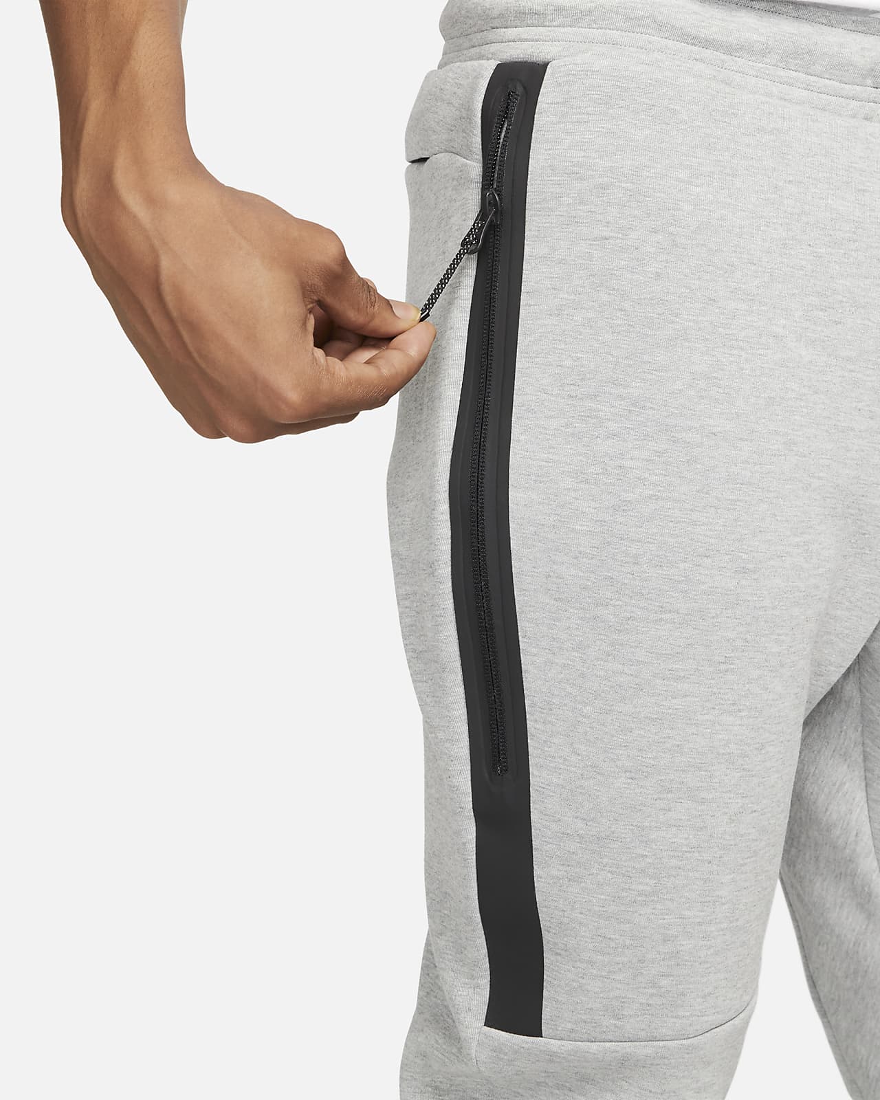 Nike Sportswear Tech Fleece OG Men's Slim Fit Joggers. LU
