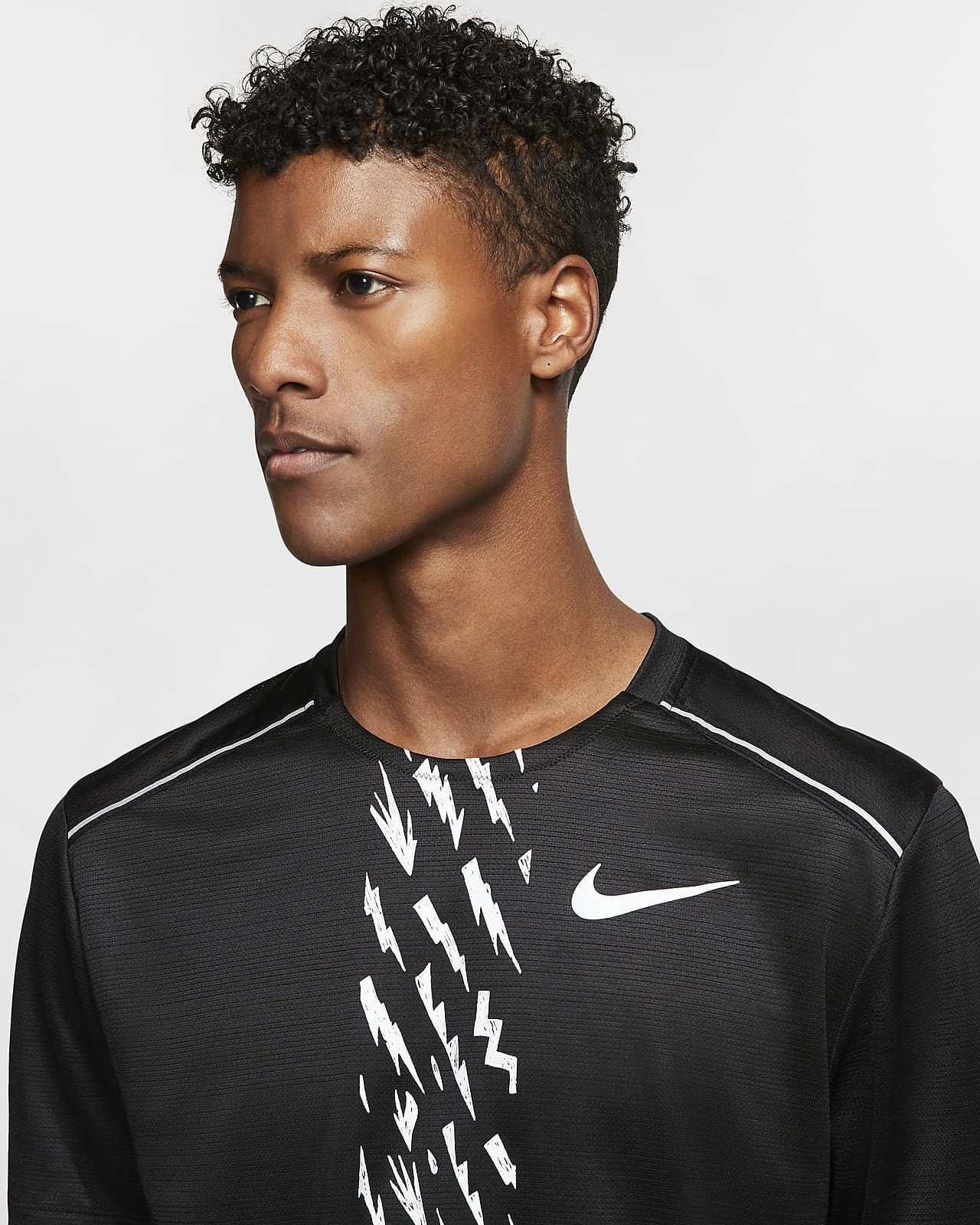 nike dry miler running top