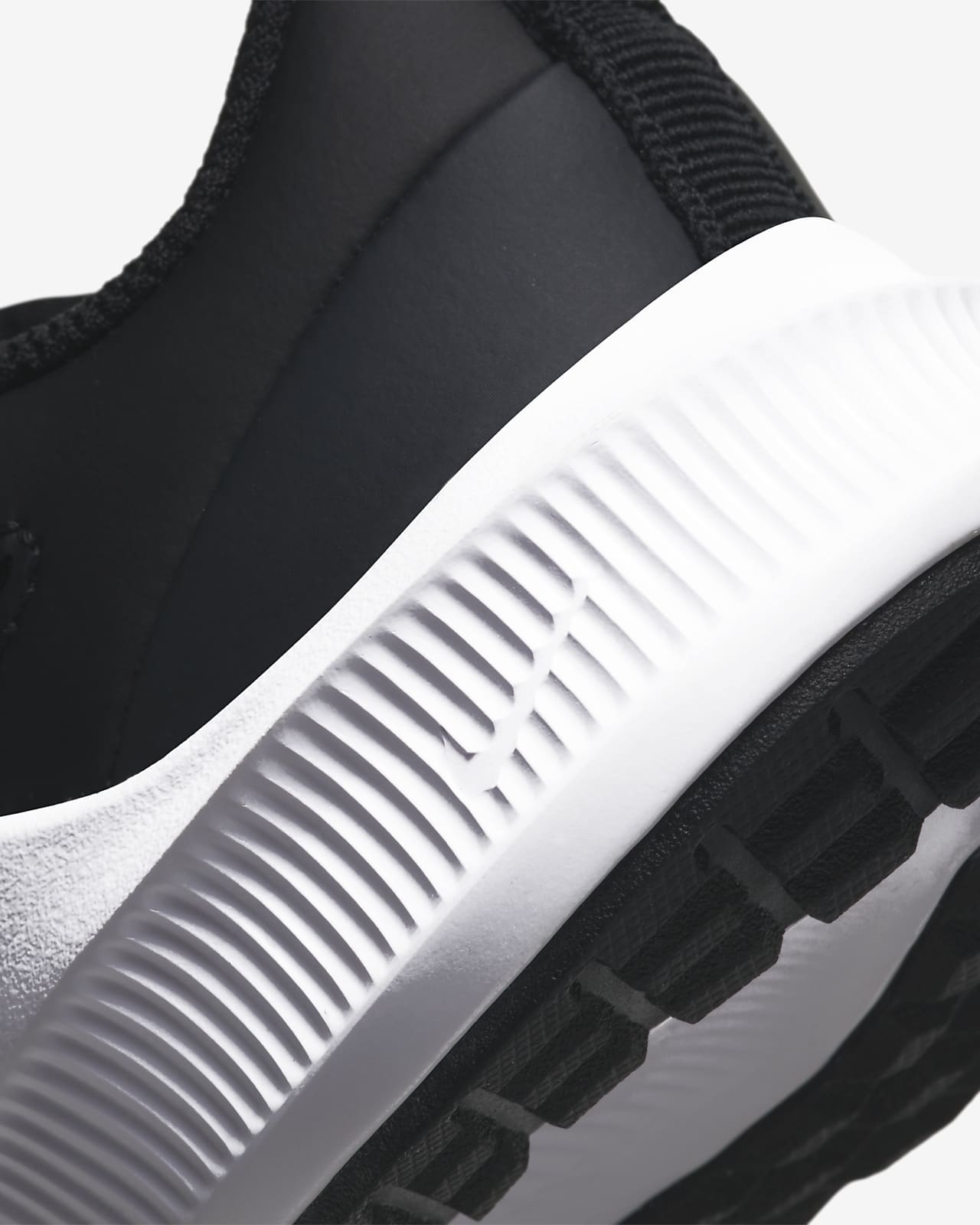 nike run downshifter 10 junior trainers