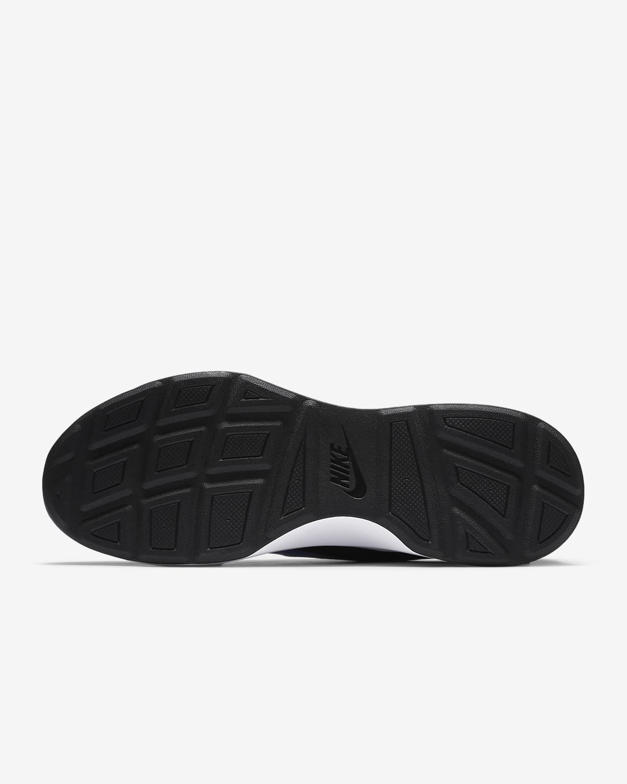 all black nike shoes mens