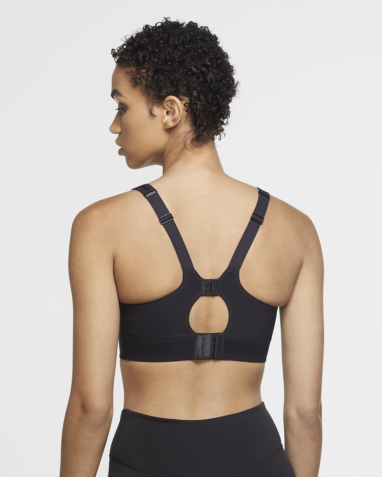 brassiere nike alpha