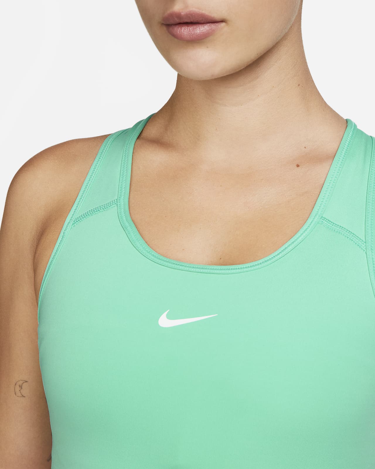 Nike Swoosh Women's MediumSupport 1Piece Pad Sports Bra. Nike LU