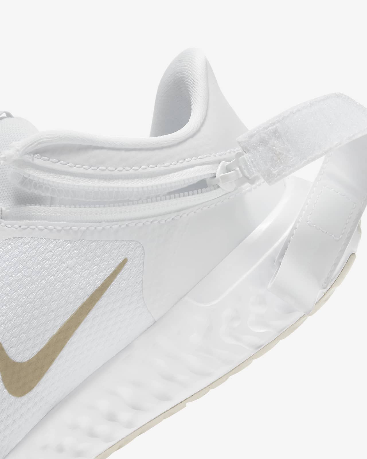 women's nike revolution 5 flyease