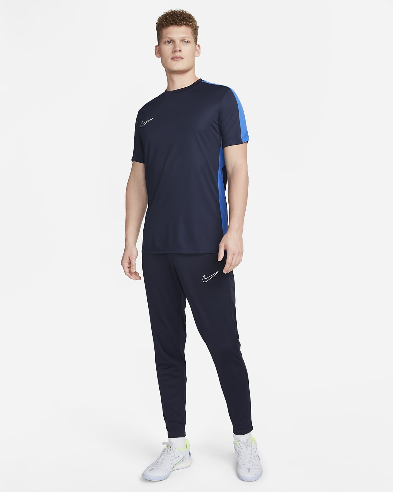 Playera de fútbol de manga corta para hombre (stock) Nike Dri-FIT Academy. Nike