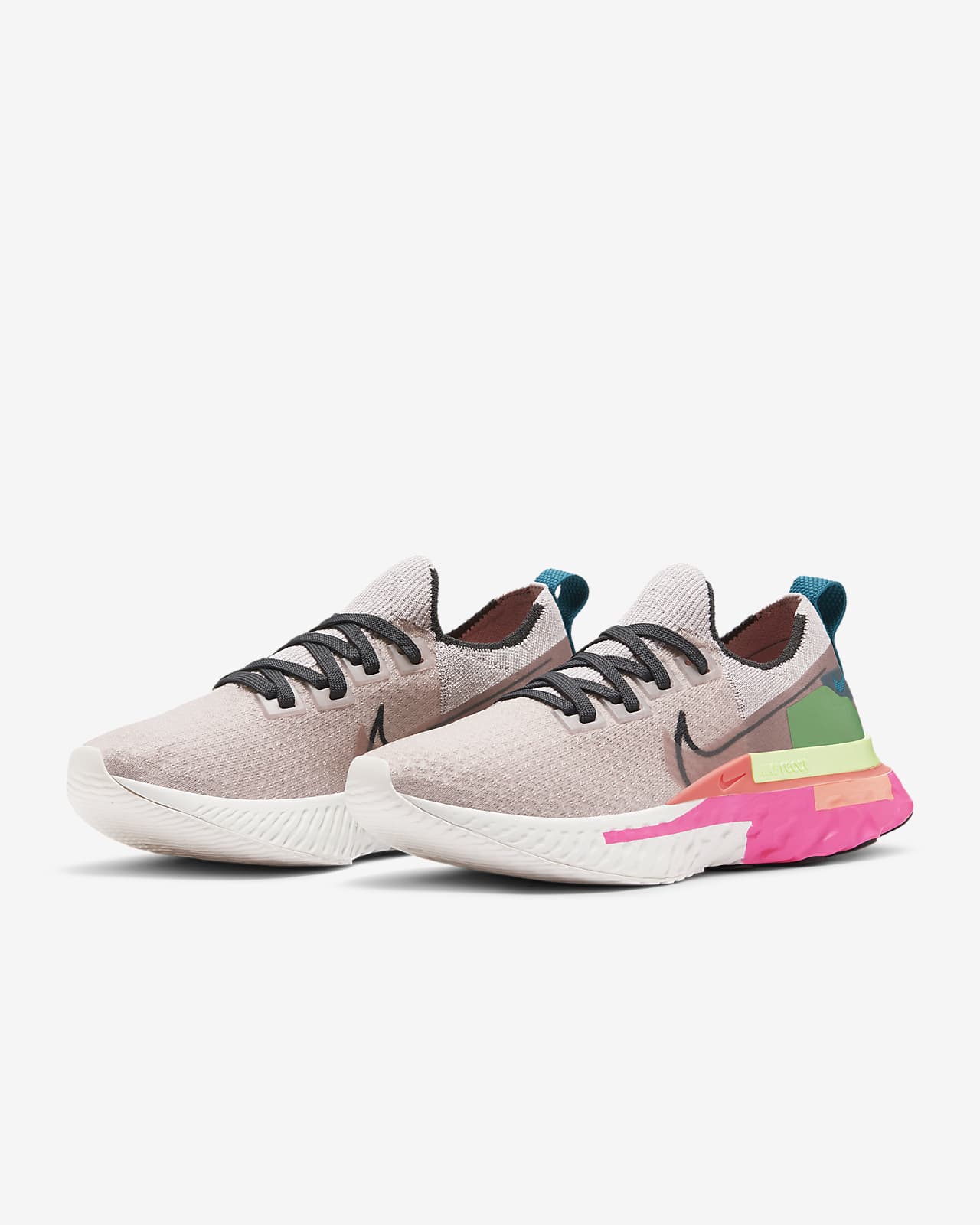 nike womens slip on running shoes