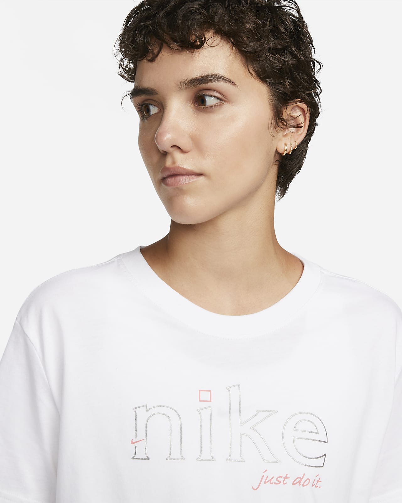 Nike Sportswear Women's Cropped TShirt. Nike CZ