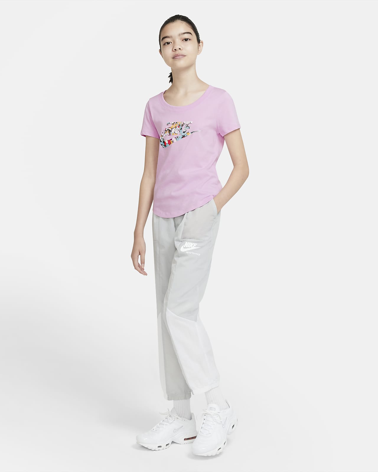 girl sweatpants outfit nike