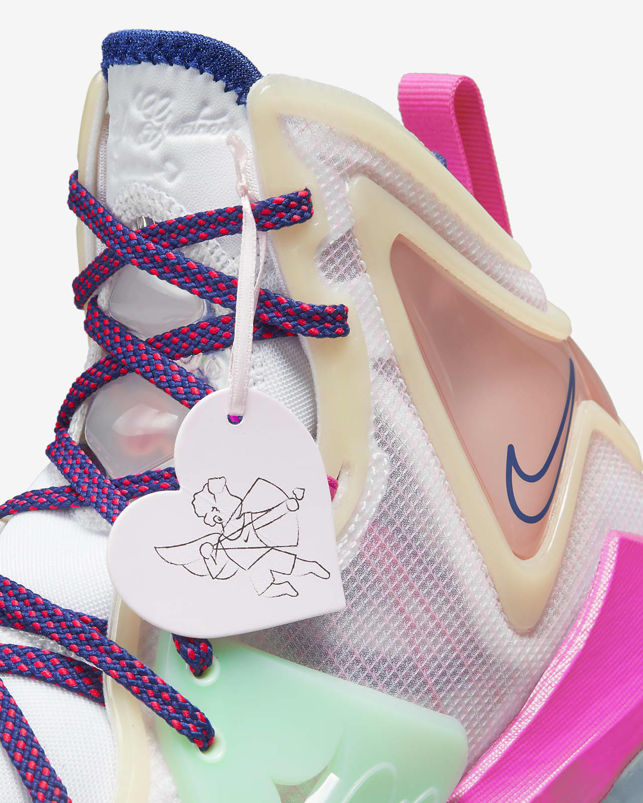 Lebron hot sale female shoes